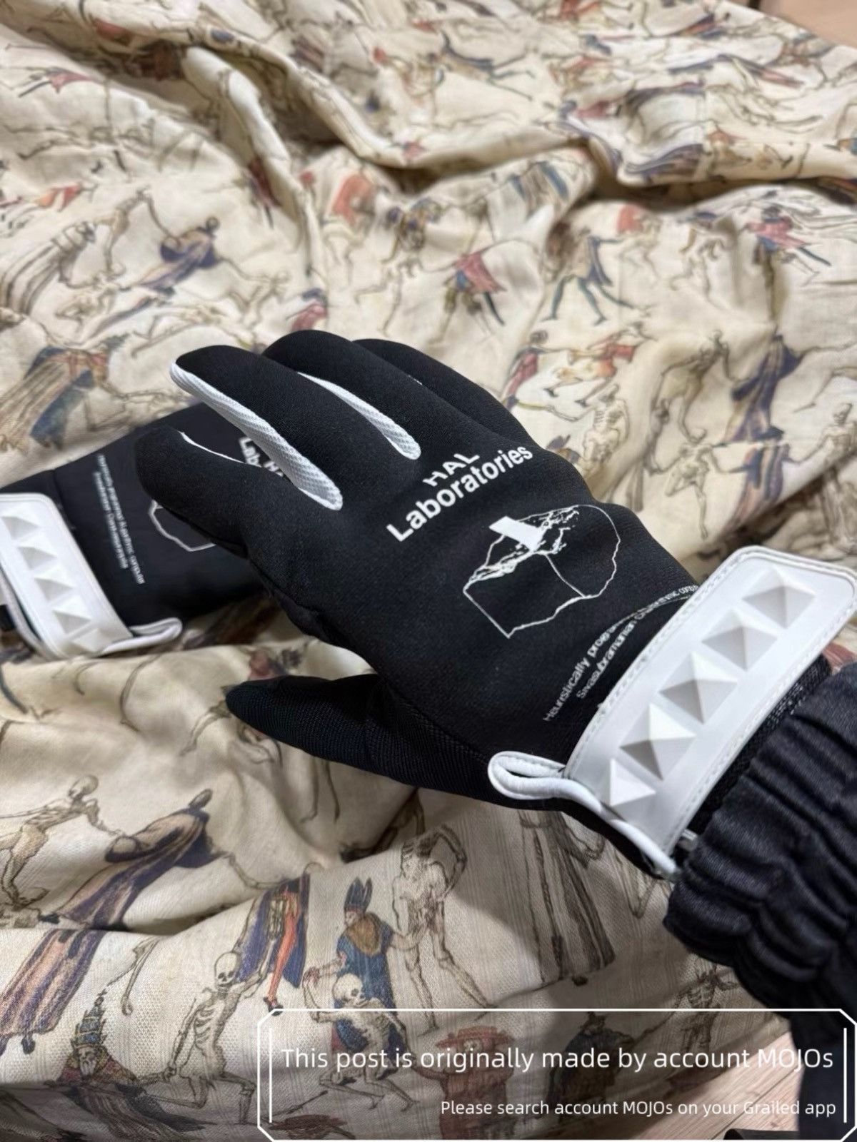 Undercover Undercover Hal Laboratories Rivet Gloves Black Size ONE SIZE - 6 Thumbnail