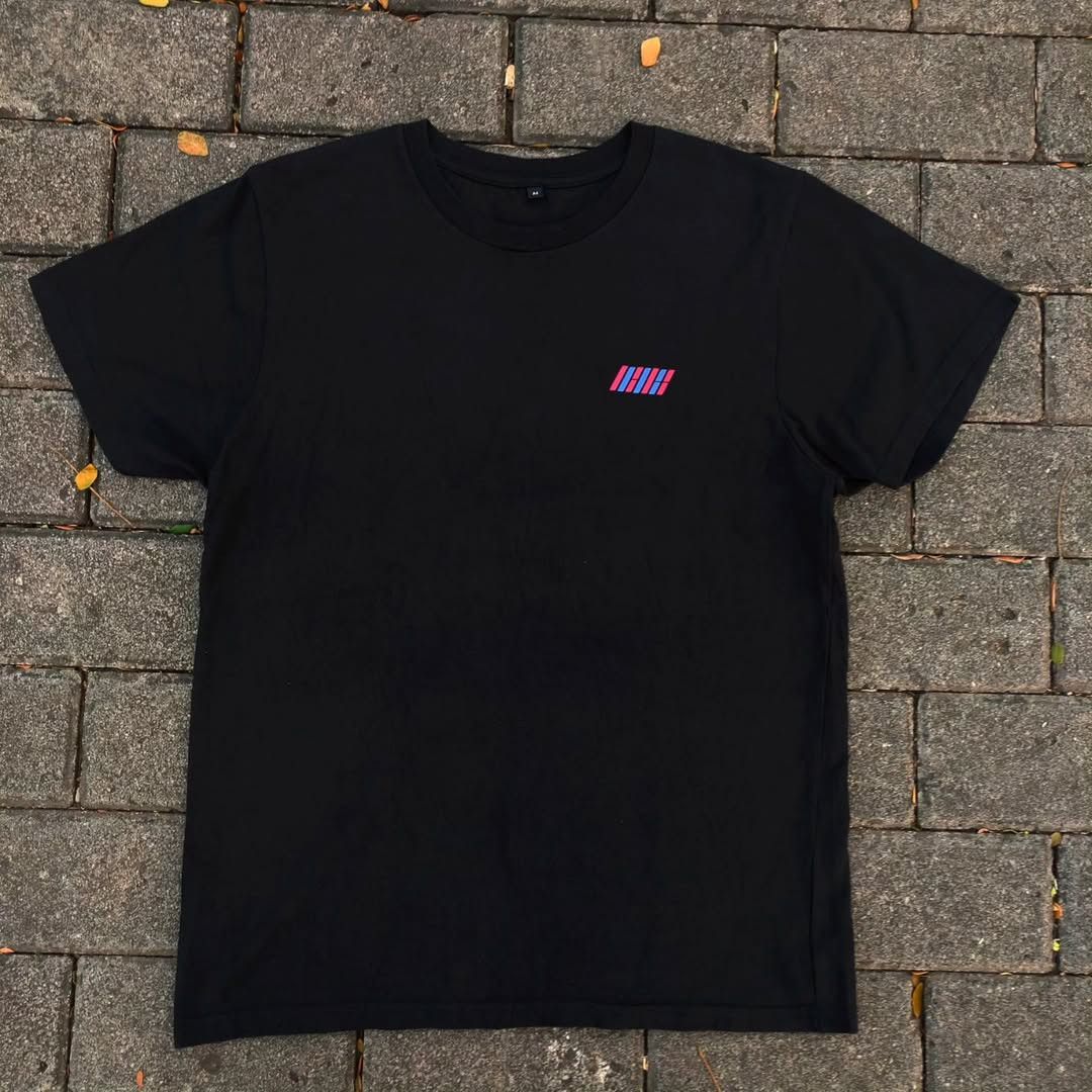 Band Tees IKON Japan Tour 2019 Kpop Tee Size US M / EU 48-50 / 2 - 2 Thumbnail