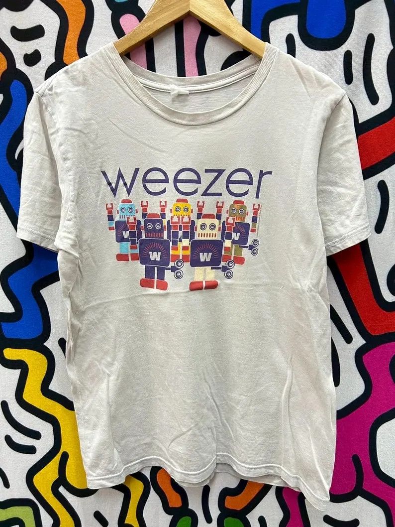Vintage Vintage 2005 Weezer Band tshirt size S Size US S / EU 44-46 / 1 - 2 Thumbnail