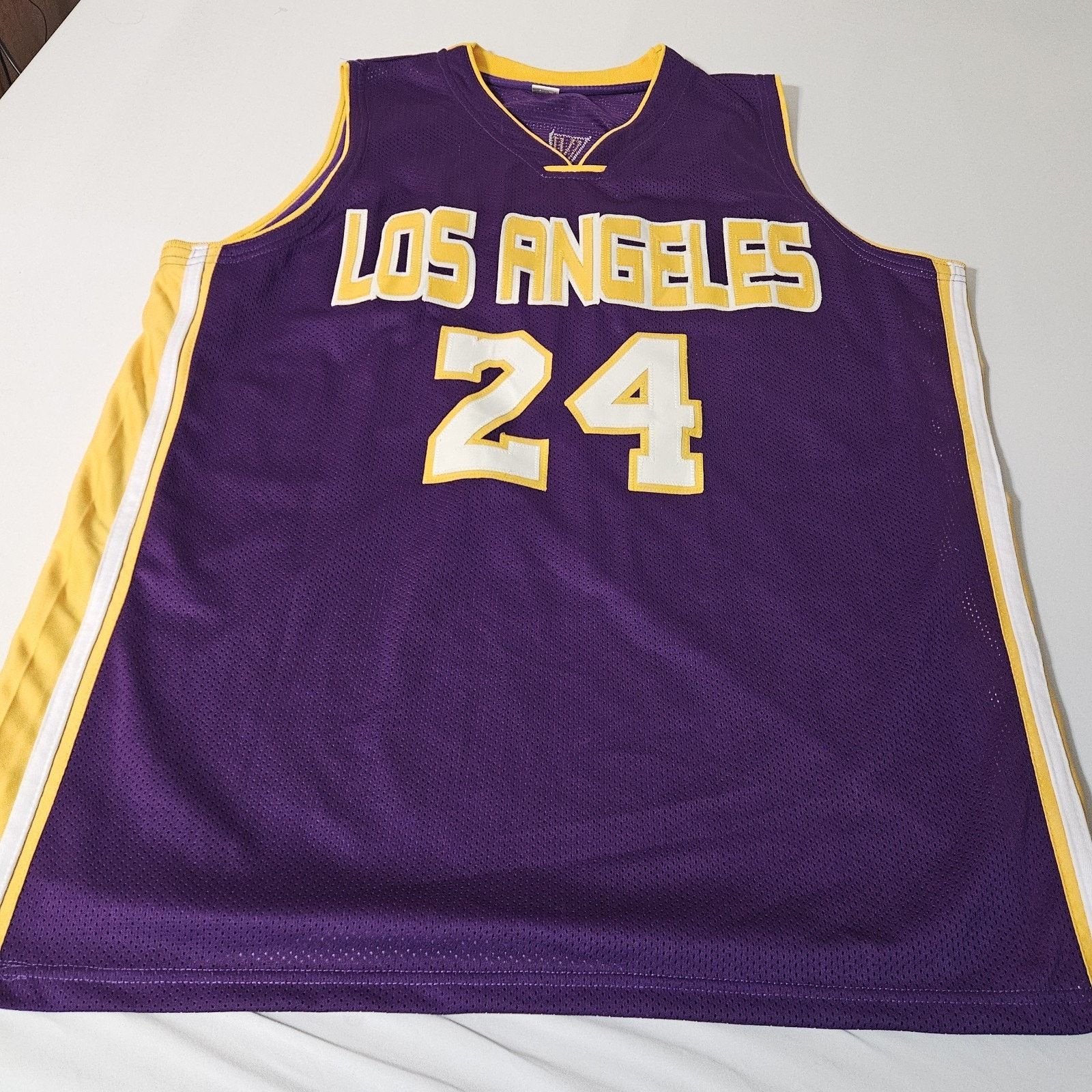 Great Lakes Recreation LA Laker's Kobe Bryant Lakers Jersey XL Men Purple EUC Size US XL / EU 56 / 4 - 7 Thumbnail