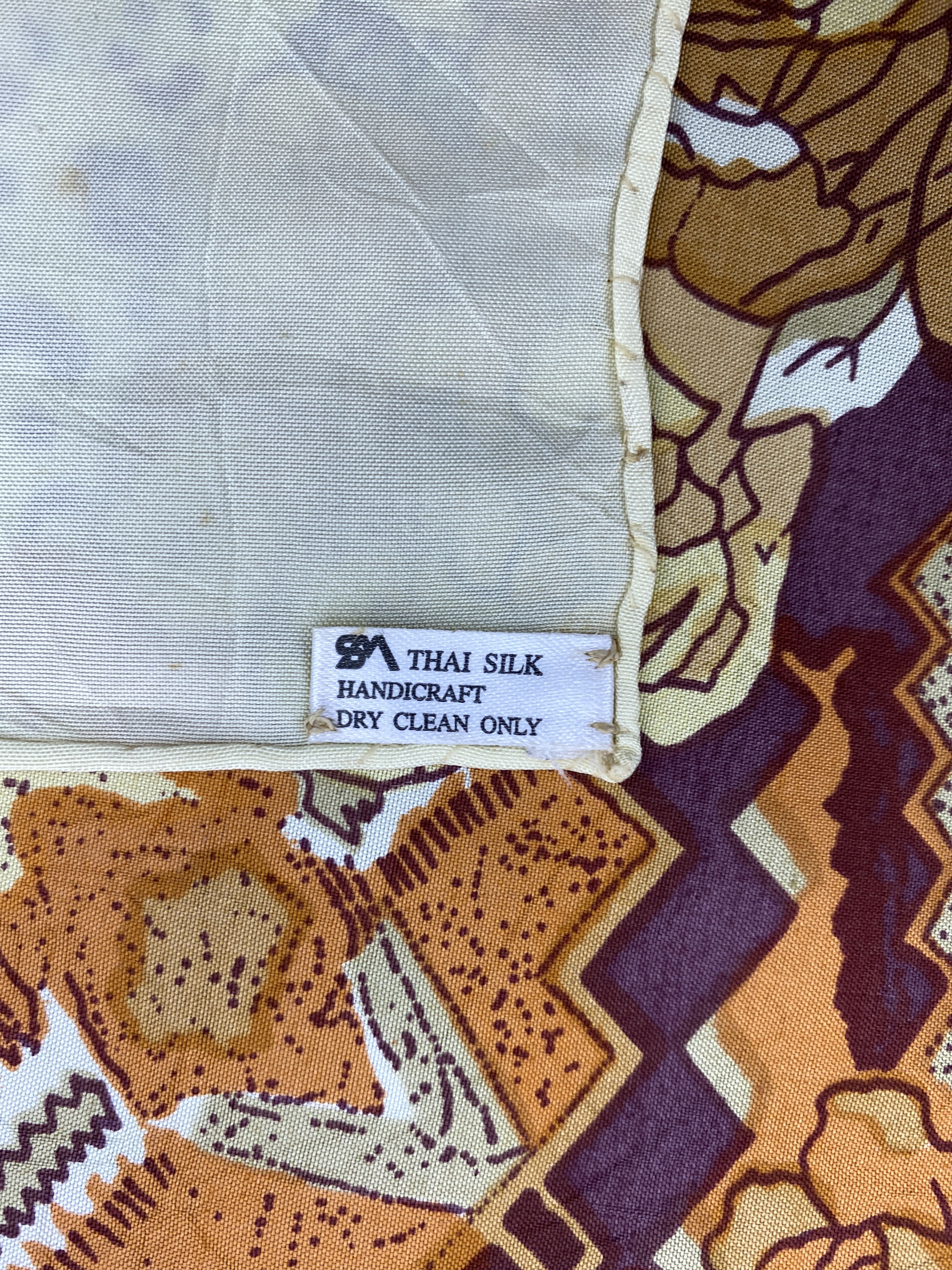 Japanese Brand Japan Geometrical Floral Silk Shawl / Silk Scarf SN0222 Size ONE SIZE - 7 Thumbnail