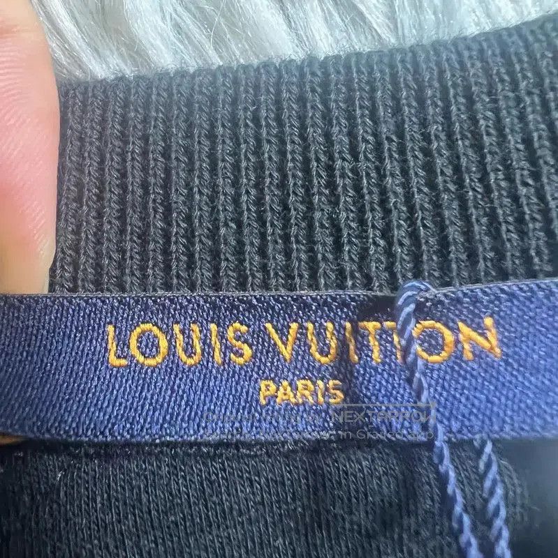 Louis Vuitton Louis Vuitton Men's Black Cotton Sweatshirt . Size US XS / EU 42 / 0 - 3 Thumbnail