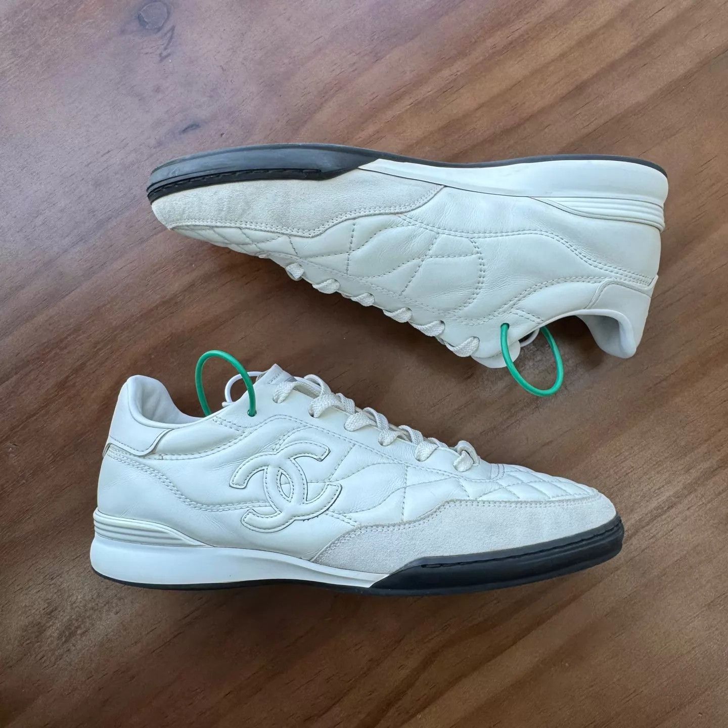 Chanel Chanel 25S White Leather Trainer EU 38 Near Mint Size US 7.5 / IT 37.5 - 2 Thumbnail