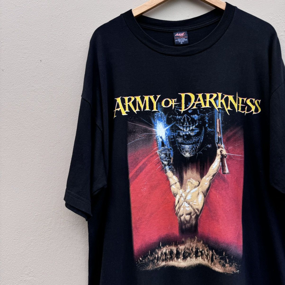 Vintage Vintage army of darkness 2002 movie t shirt Size US XL / EU 56 / 4 - 2 Thumbnail