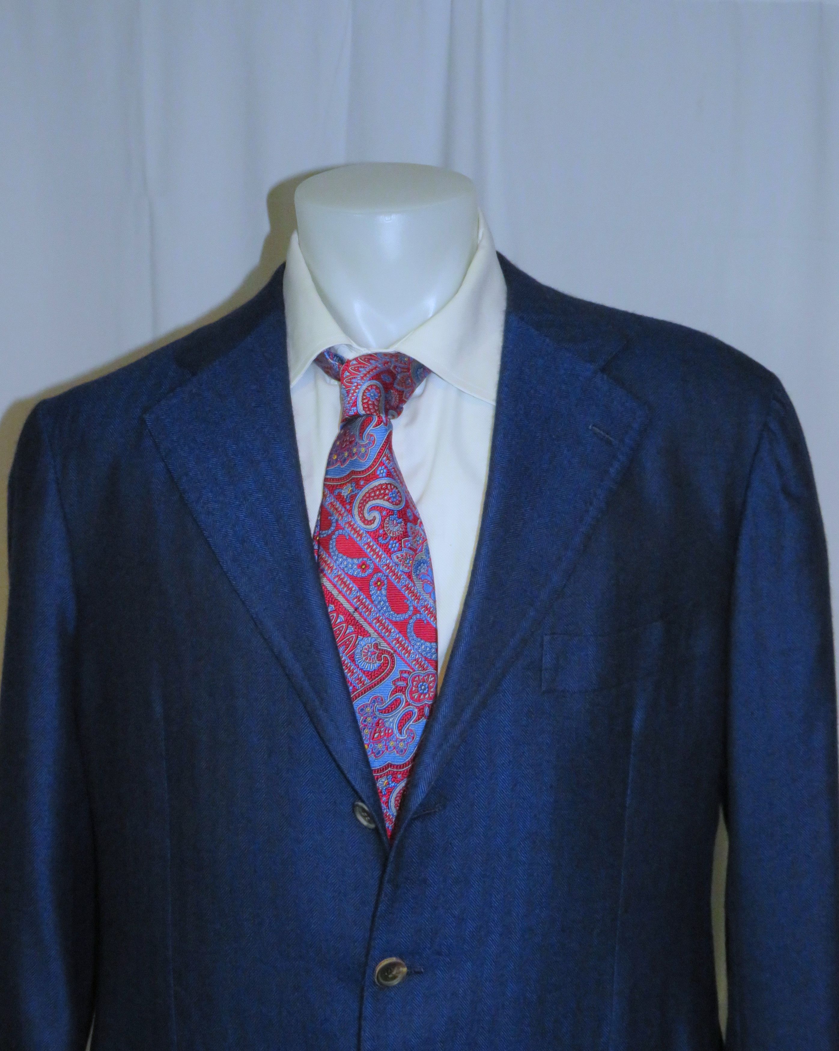 Cesare Attolini 100% Cashmere Blue Herringbone Three Button Sport Coat 46R Size 46R - 2 Thumbnail