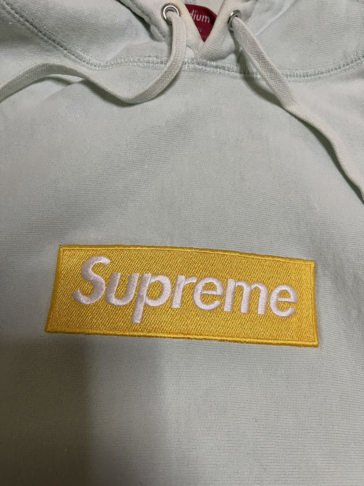 Supreme Supreme fw17 ice blue gold on blue box logo hood hoodie Size US M / EU 48-50 / 2 - 3 Thumbnail