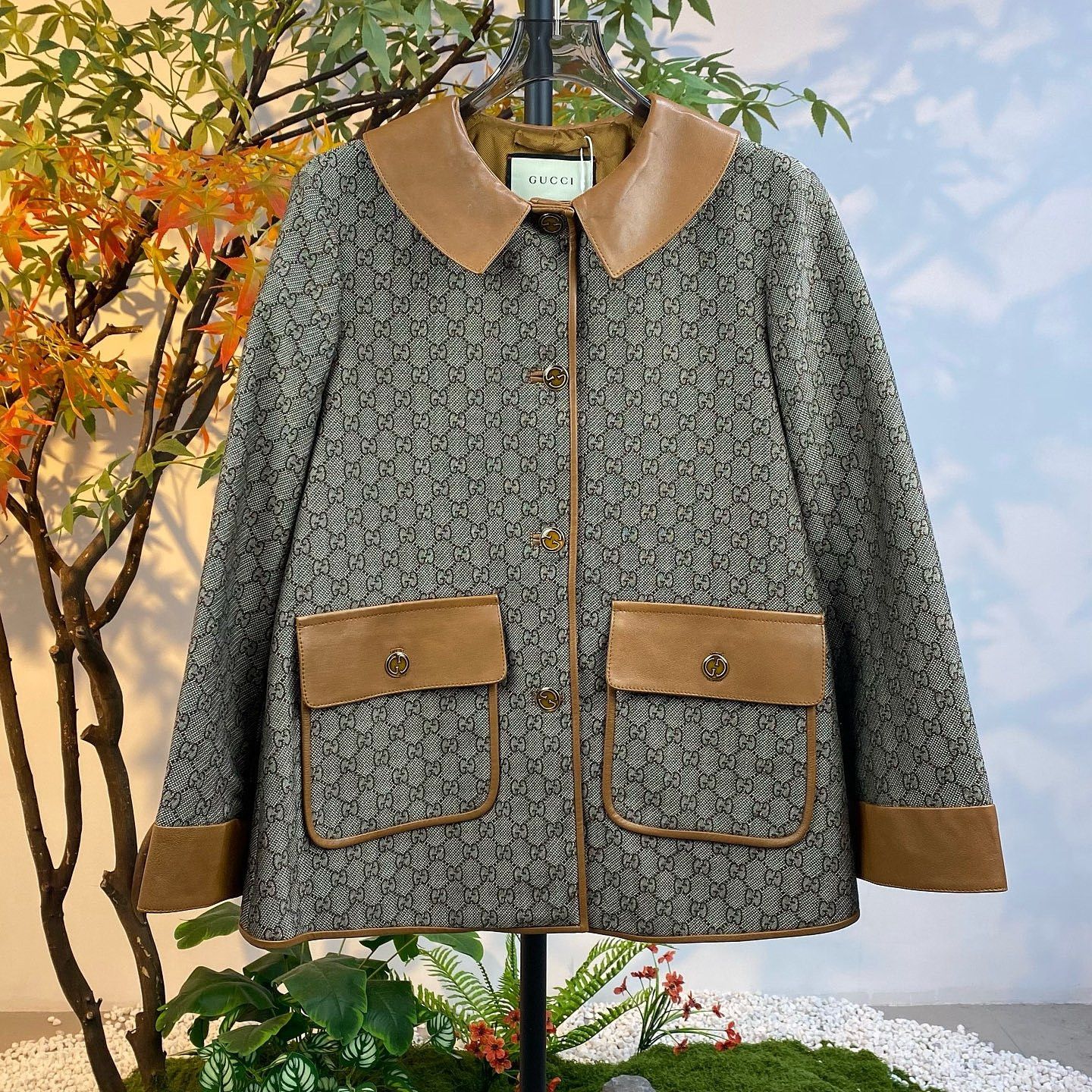 Gucci Gucci GG Supreme Leather Trim Coat Size IT 40 Size S / US 4 / IT 40 - 1 Thumbnail