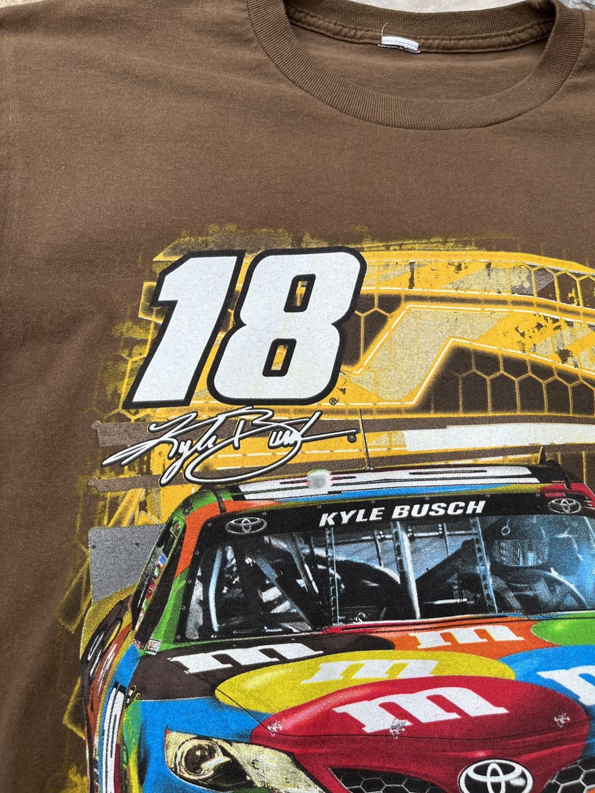 NASCAR × Vintage Vintage NASCAR M&Ms Kyle Busch moto t-shirt 18 toyota cars Size US L / EU 52-54 / 3 - 8 Thumbnail
