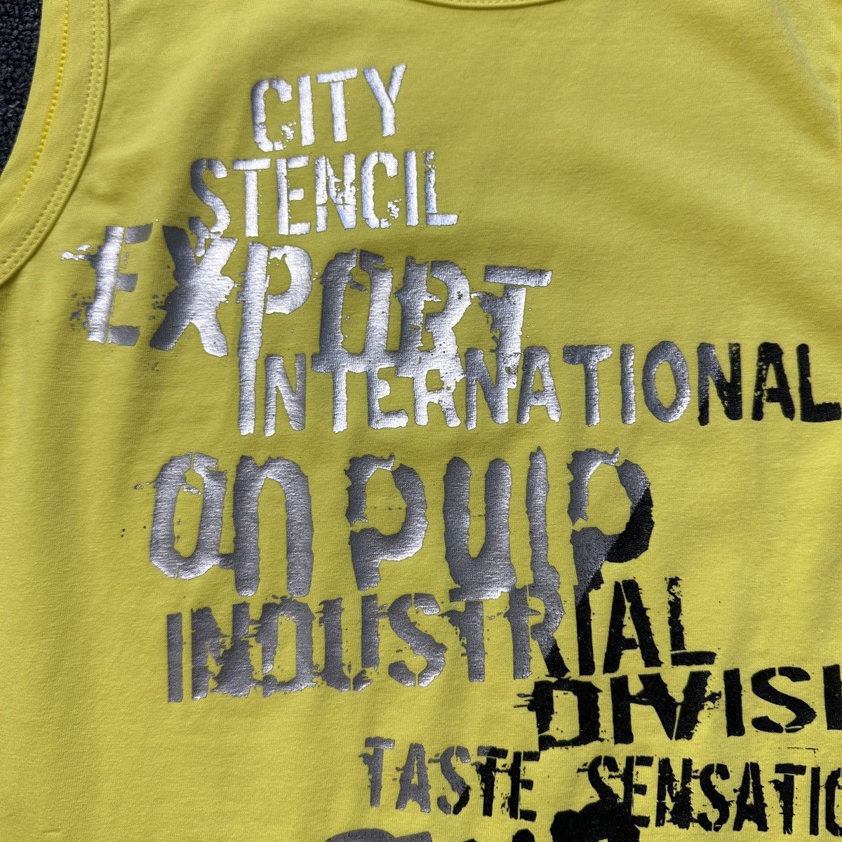 Vintage Vintage Y2K Driver Printed Slim Stretch Tank Top Size US S / EU 44-46 / 1 - 4 Thumbnail