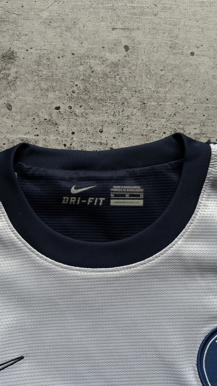 Nike 2013/14 Nike Paris Saint Germain PSG Soccer Jersey Size US M / EU 48-50 / 2 - 10 Thumbnail