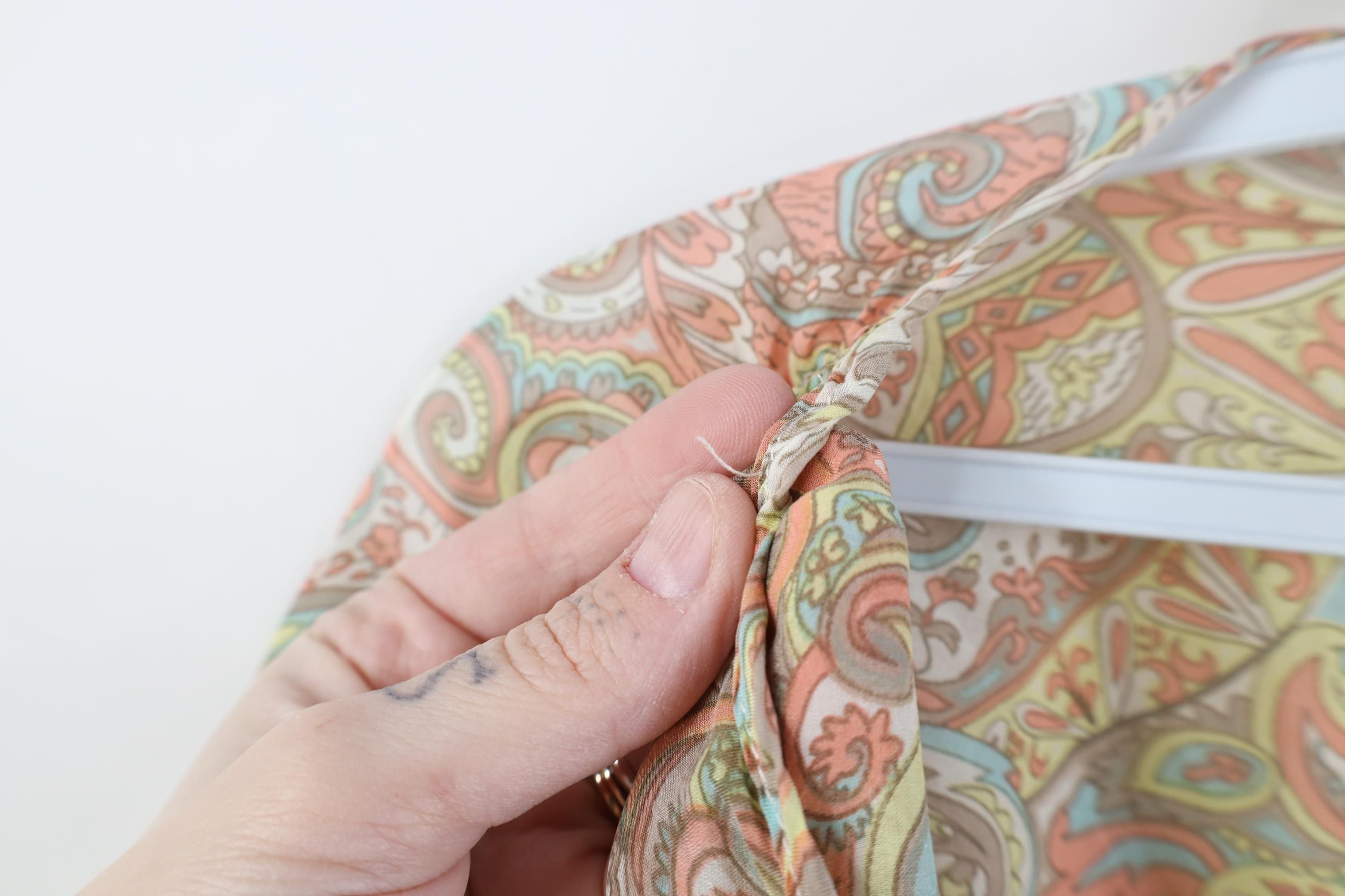 Vintage Vintage 90s Y2K Wintersilks Babydoll Silk Rainbow Shirt Size S / US 4 / IT 40 - 4 Thumbnail