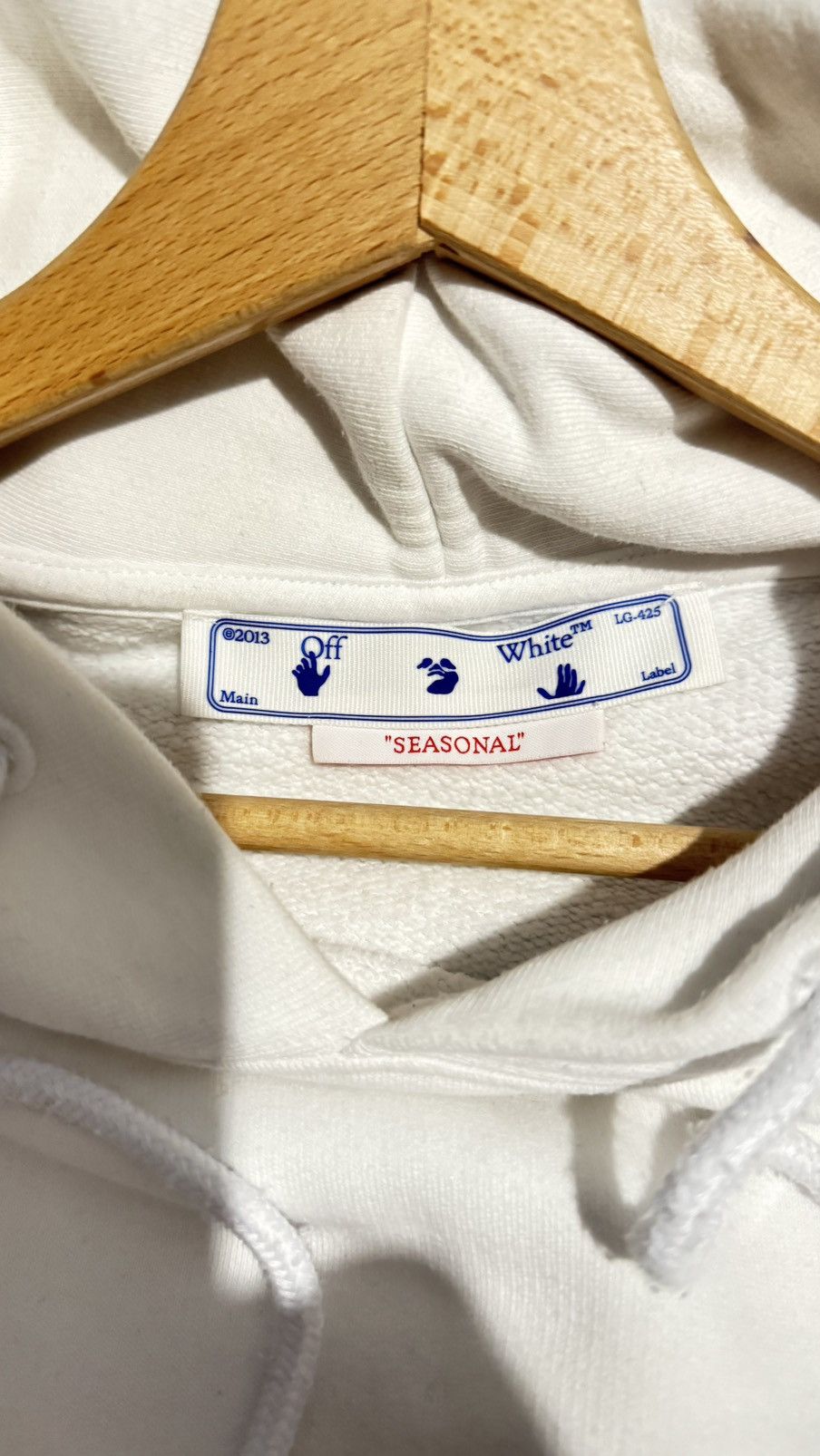 Off-White Off - White Caravaggio Size US L / EU 52-54 / 3 - 3 Thumbnail