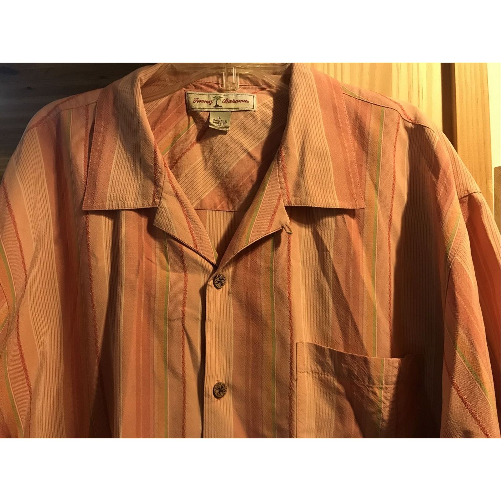 Tommy Bahama Tommy Bahama Men L Salmon Striped Silk Button Hawaiian Shirt Size US L / EU 52-54 / 3 - 7 Thumbnail