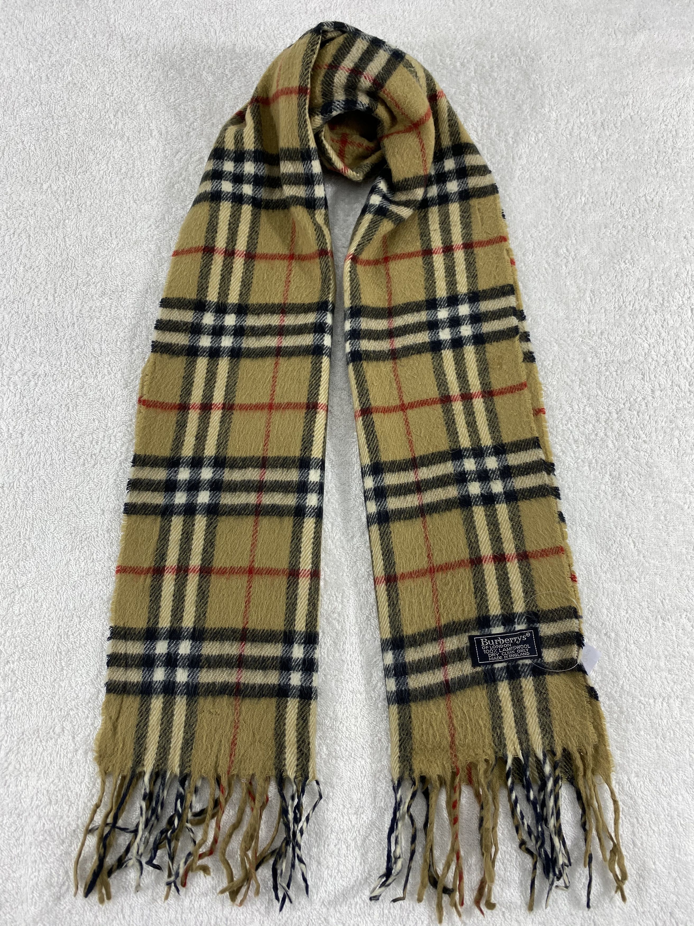 Burberry Vintage Burberry Scarf/Muffler/Neckwear MF769 Size ONE SIZE - 1 Thumbnail