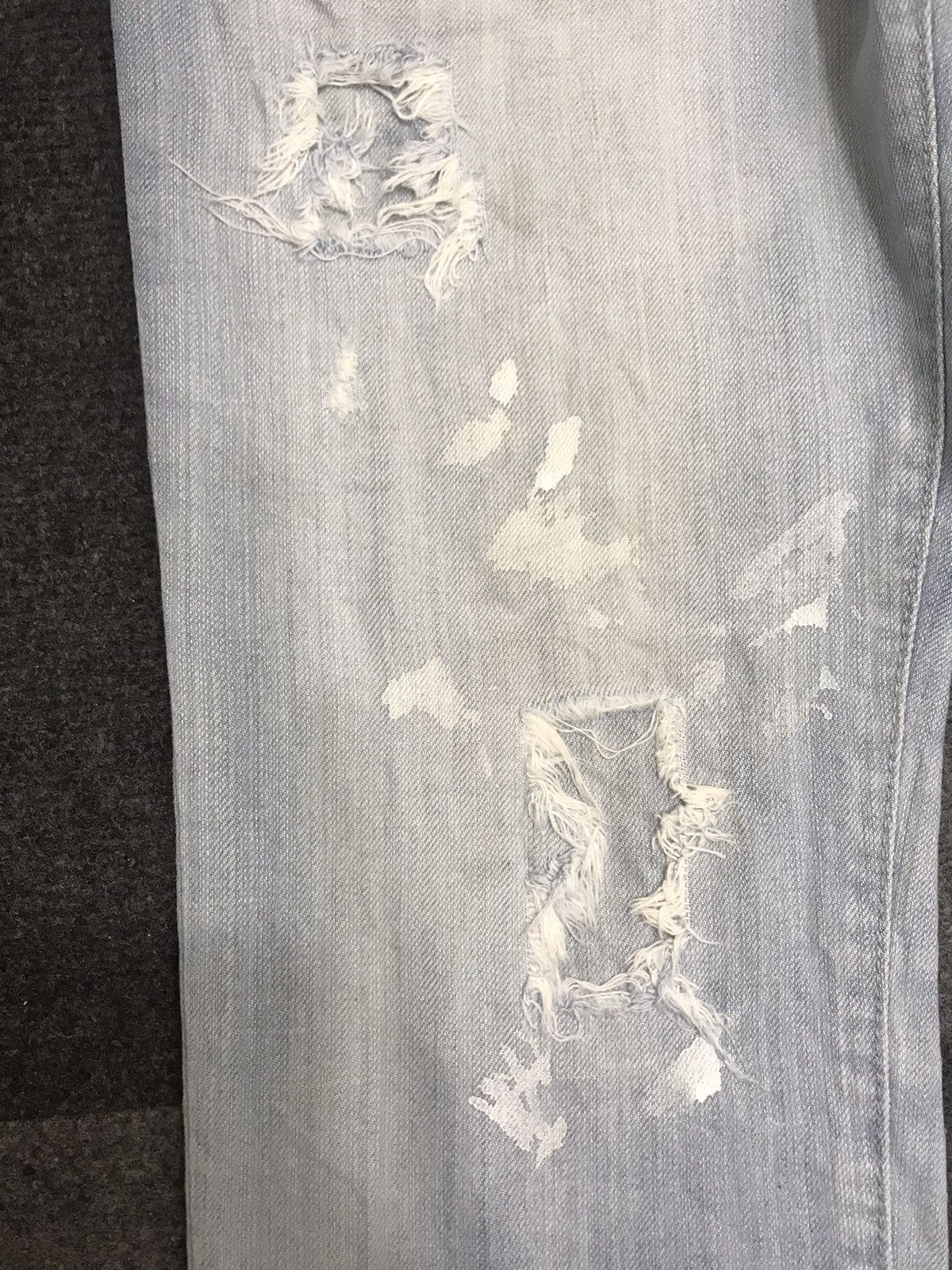 Japanese Brand 💥DESIGNER💥 PLAGPLAG Light Wash Skinny Distresed Denim F219 Size US 30 / EU 46 - 9 Thumbnail