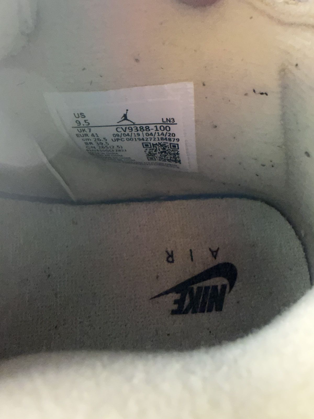 Jordan Brand × Off-White Jordan 4 Retro ‘Off-White Sail’ Size 9.5W 8M Size US 8 / EU 41 - 8 Thumbnail