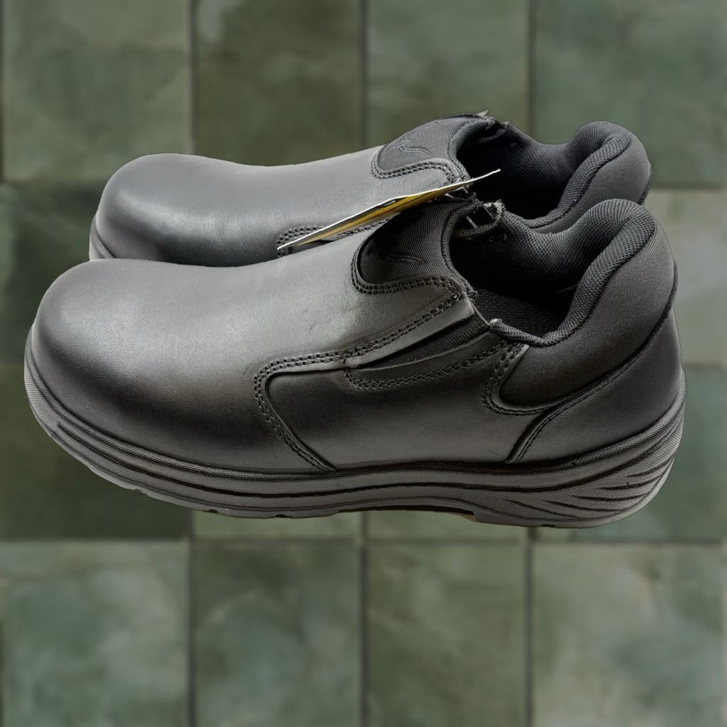 Thorogood NWOB THOROGOOD THORO-FLEX BLACK SLIP-ON SAFETY TOE BOOTS 804-6133 SZ 7 M/9 W Size US 6 / EU 39 - 1 Thumbnail