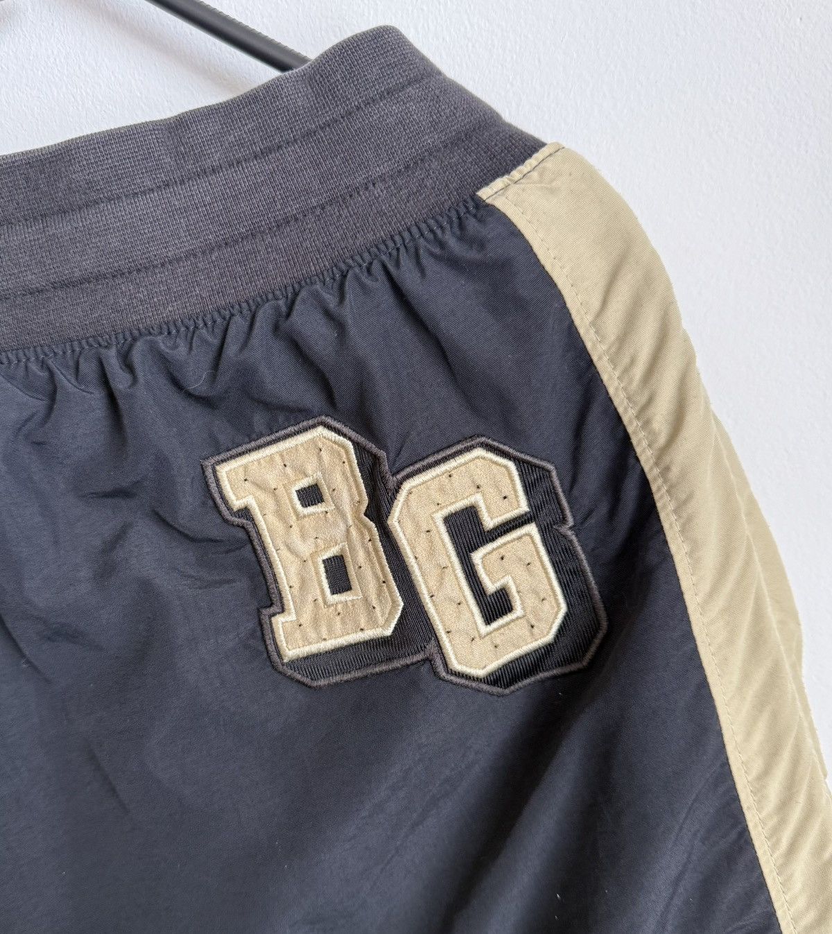 Nike Vintage Nike Battlegrounds athletic shorts Size US 36 / EU 52 - 7 Thumbnail