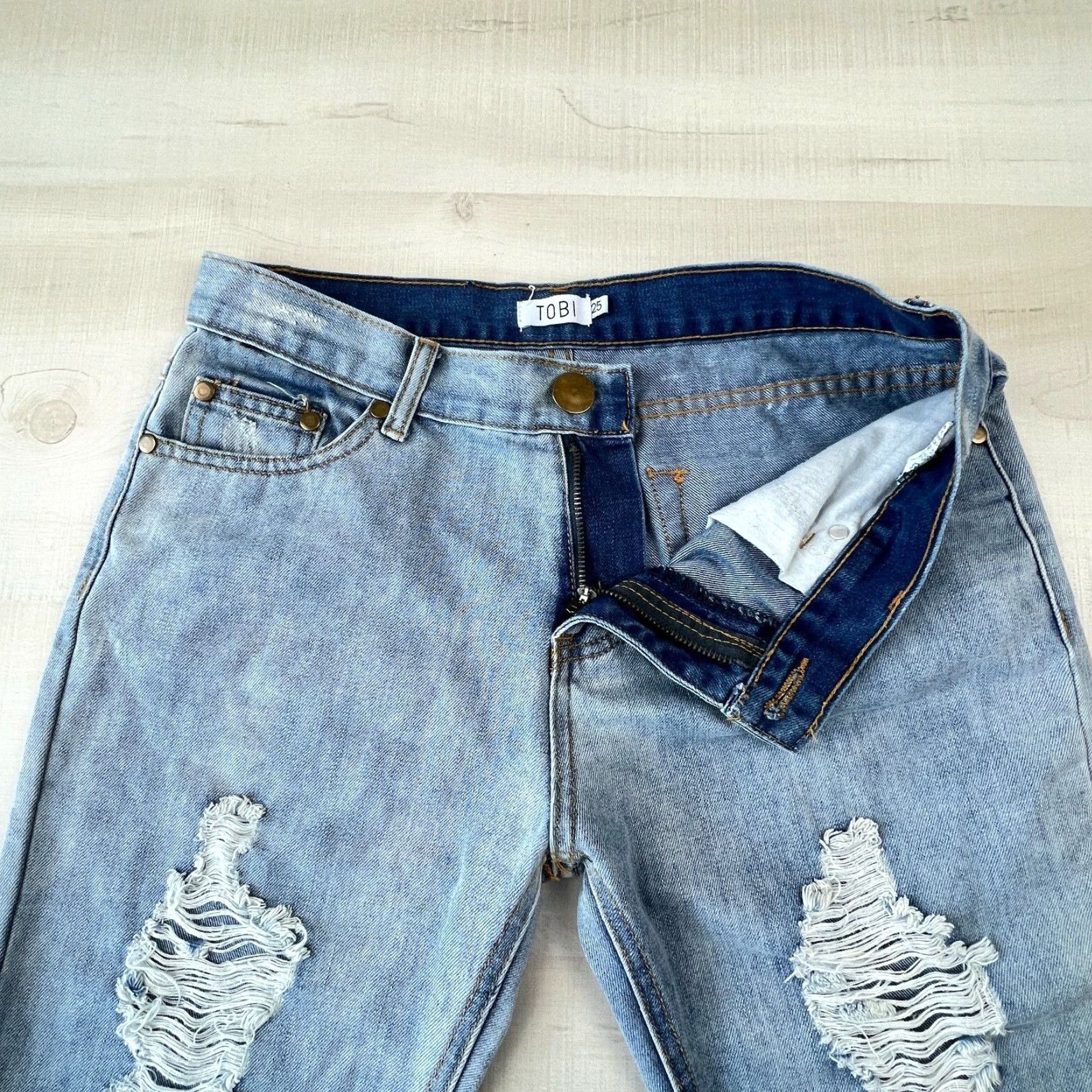 Vintage Tobi Womens Distressed Cropped Jeans Blue Light Wash 25 Regular Waist 29 Size 42" / US 20 - 3 Thumbnail