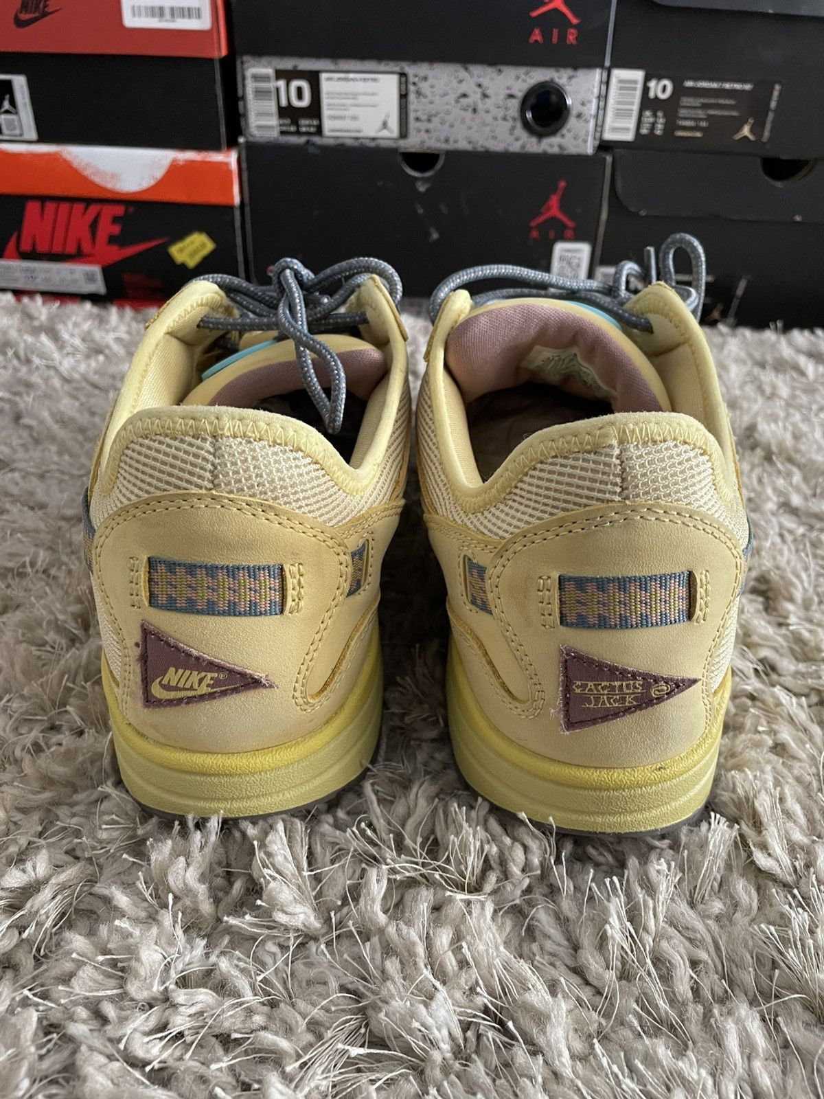 Nike × Travis Scott Air Max 1 x Travis Scott Saturn Gold Size US 11.5 / EU 44-45 - 6 Thumbnail