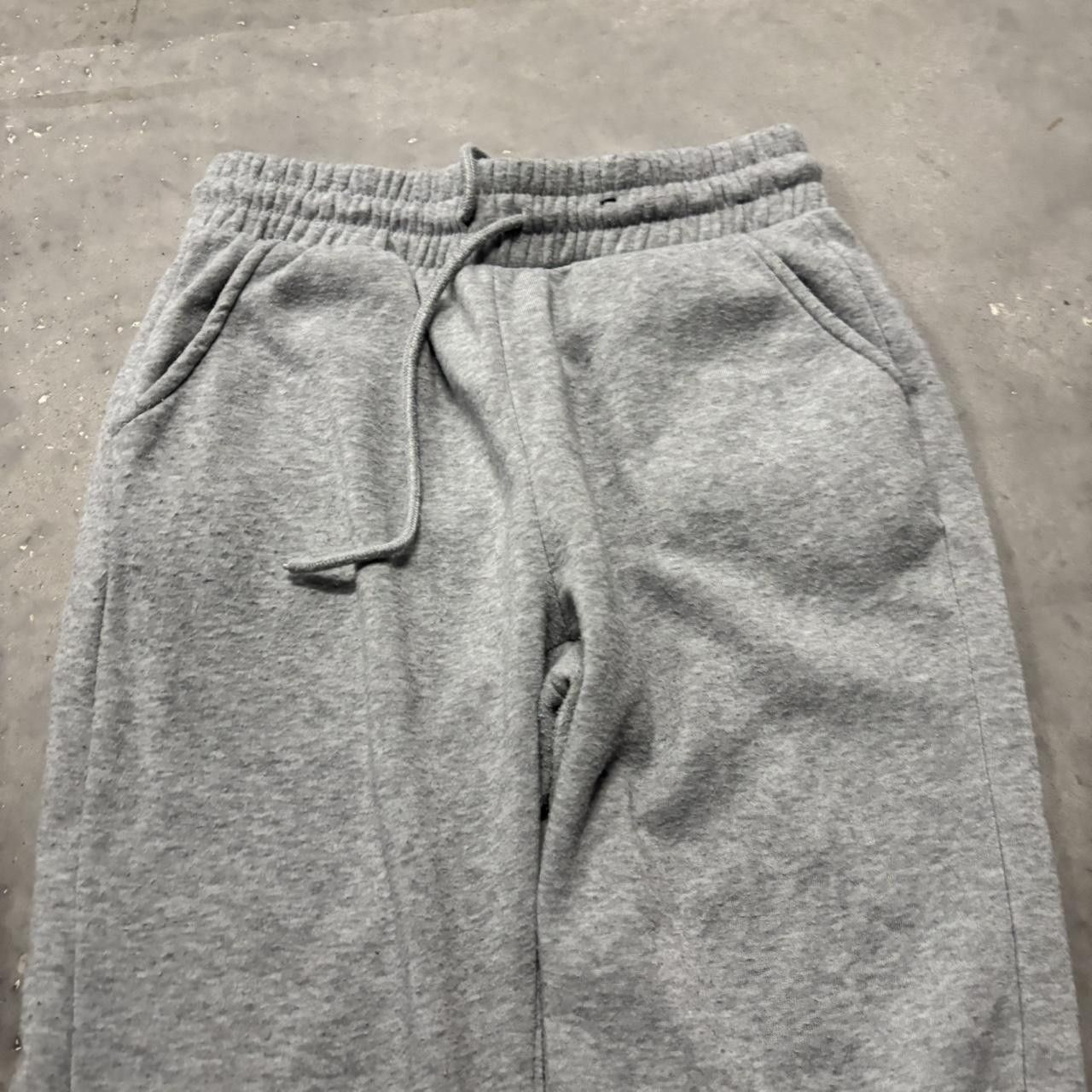 Japanese Brand × Vintage Crazy Vintage Y2K/2000s Light Grey Essential Sweatpants! Size US 30 / EU 46 - 4 Thumbnail