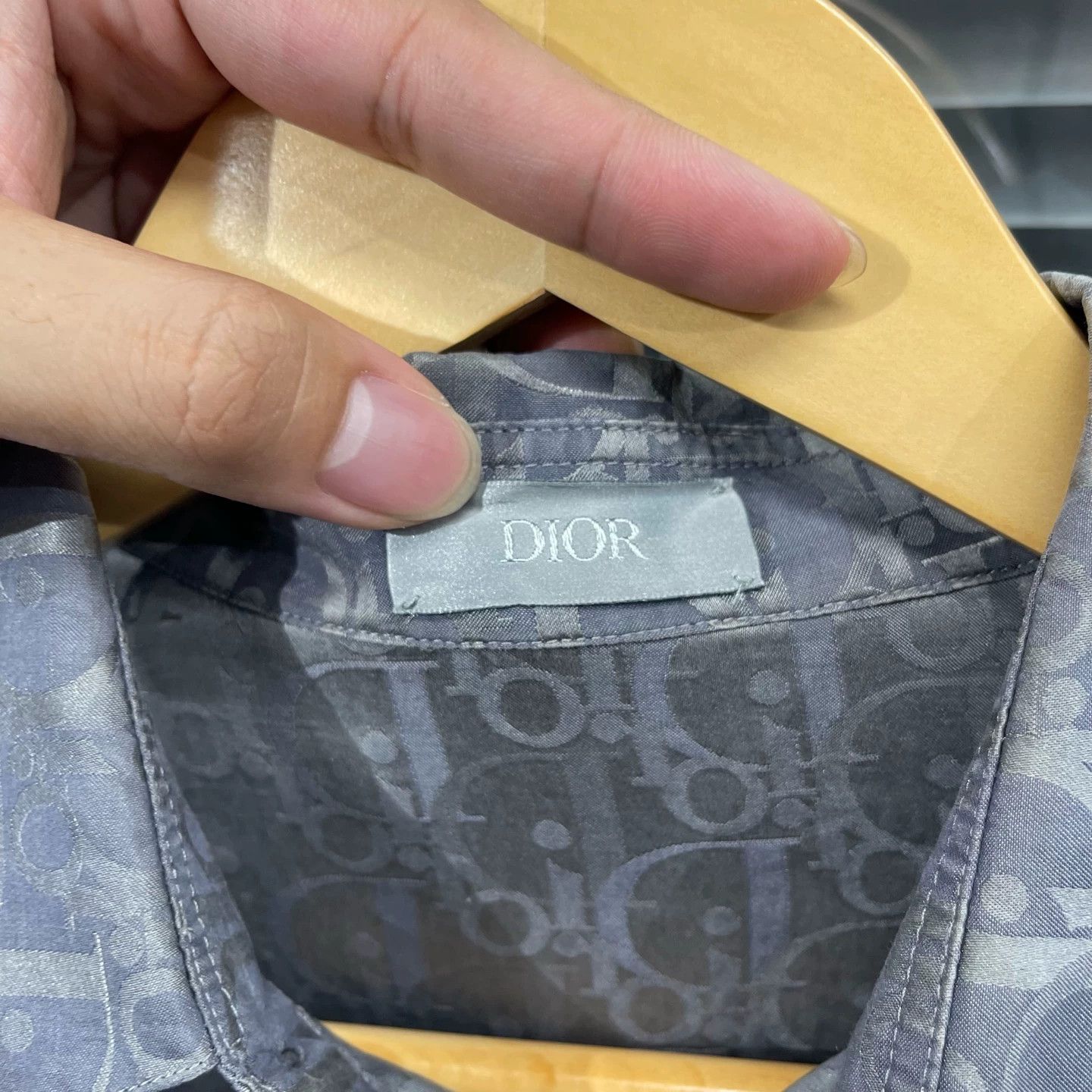 Dior Dior Oblique Silk Shirt 38 Like New Size US S / EU 44-46 / 1 - 3 Thumbnail