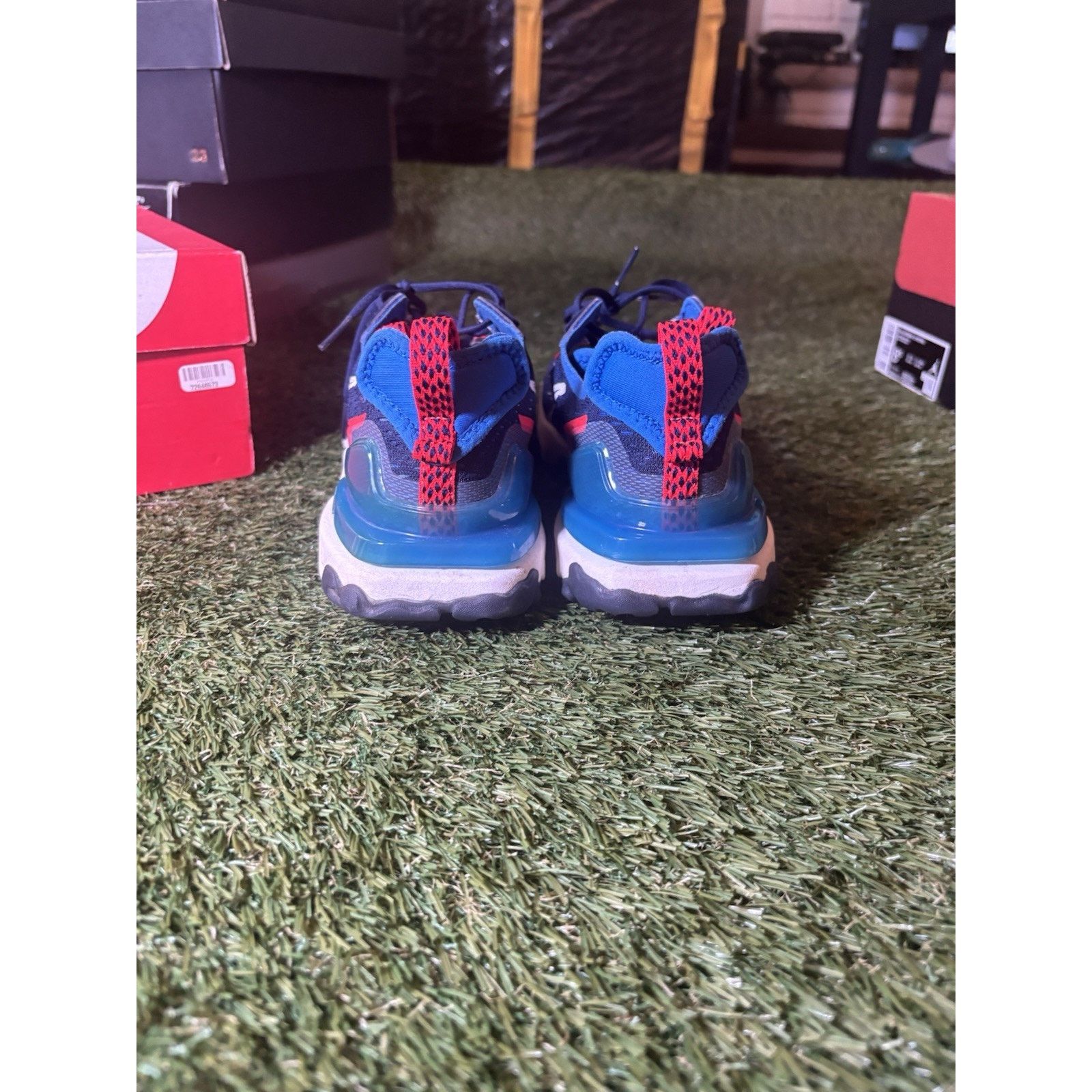Nike Nike React Vision Low Midnight Navy (GS) 6.5y / 8 Women’s Size US 6.5 / EU 39-40 - 3 Thumbnail