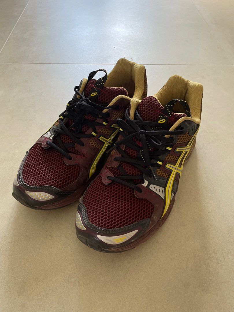 image of Asics Ub3-S Gel Nimbus 9 Rum Raisin Shoes in Maroon, Men's (Size 10)