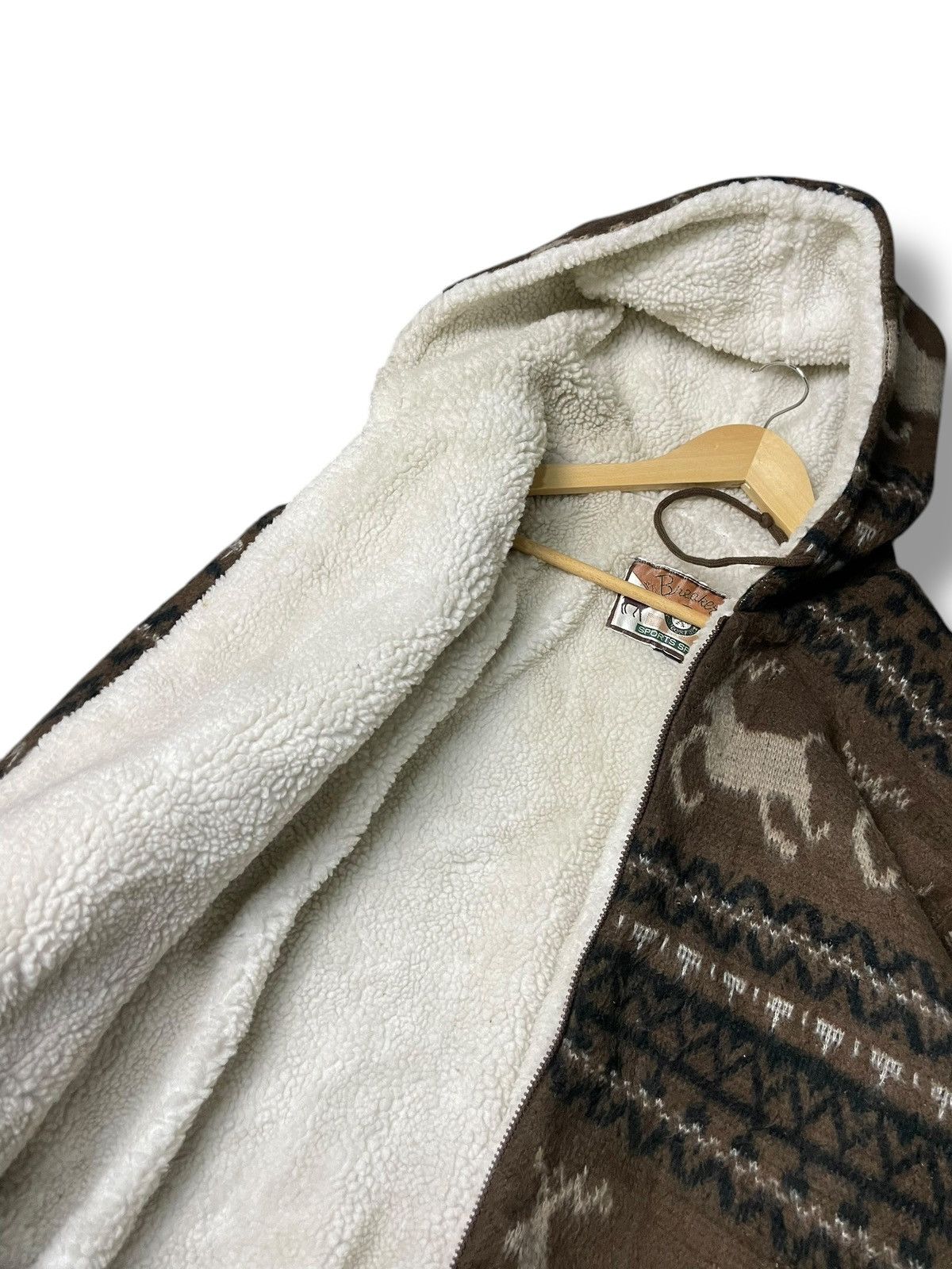 Japanese Brand × Vintage Vintage BREAKERS Deer Allover Print Hoodies (71) Size US M / EU 48-50 / 2 - 7 Thumbnail