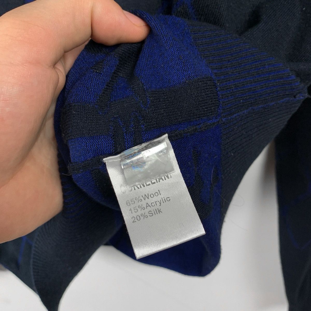 Corneliani Vintage Corneliani Silk Sweater Size US L / EU 52-54 / 3 - 6 Thumbnail