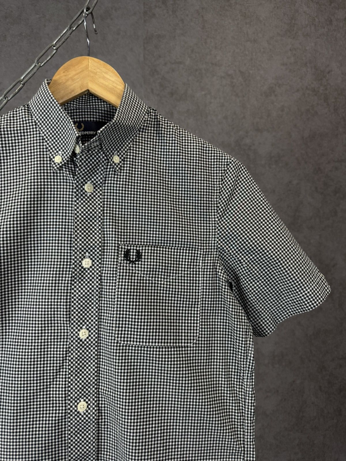 Fred Perry Fred Perry designer logo shirt Size US XS / EU 42 / 0 - 2 Thumbnail