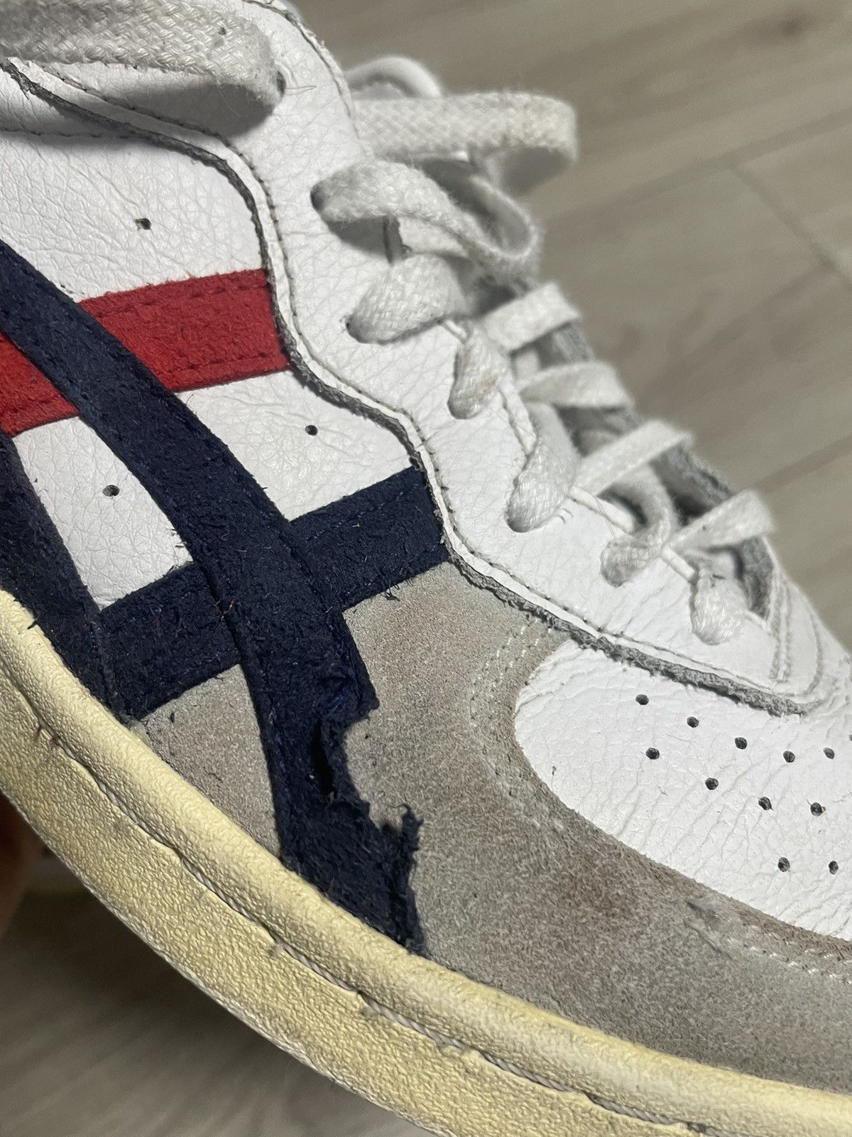 Asics Vintage Onitsuka Tiger Mexico 66 ASICS Kill Bill Sneakers Size US 8 / EU 41 - 7 Thumbnail