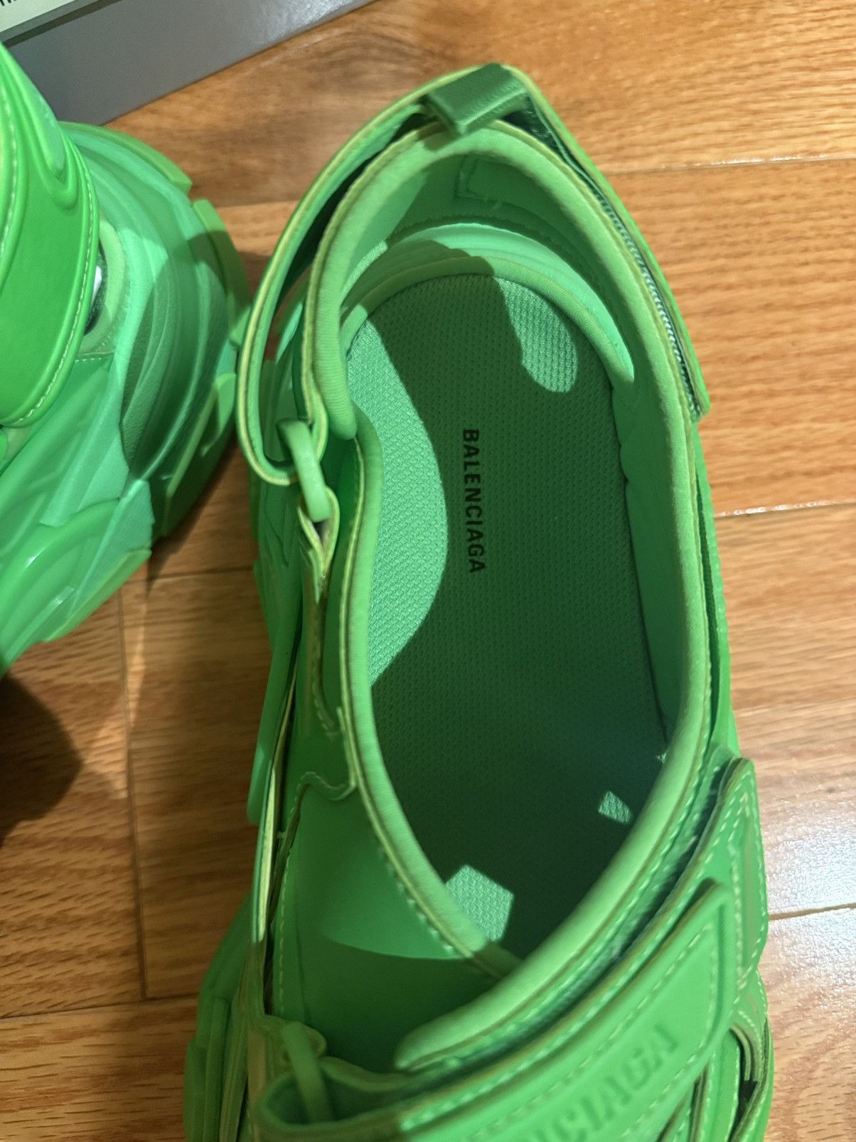 Balenciaga Balenciaga Track Sandal Strap Fluo Green 44 NEW Sandals 🔥 Size US 11 / EU 44 - 5 Thumbnail