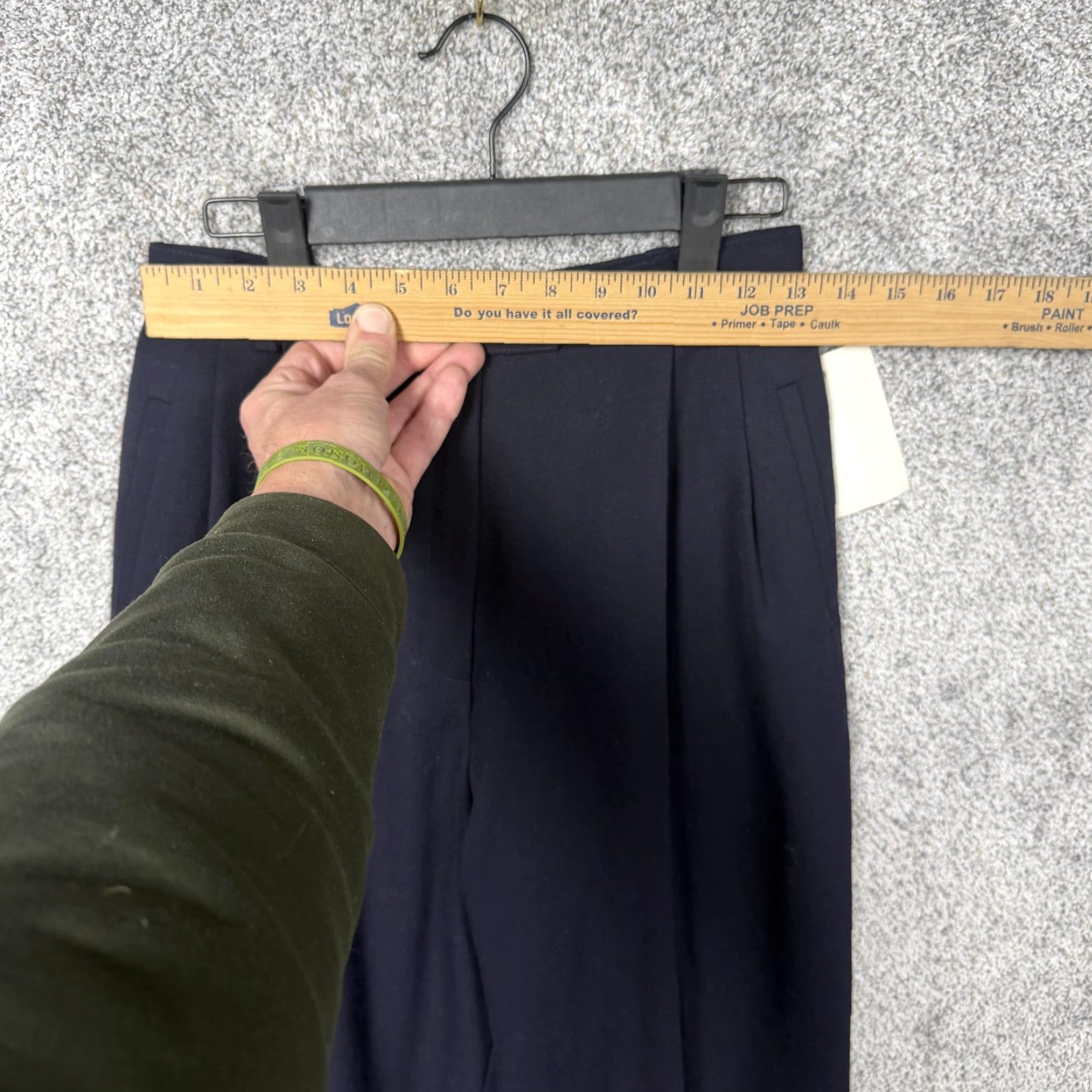 Austin Reed VINTAGE Austin Reed Dress Pants Womens 6 Navy Wool Pleated Tapered Cuffed Made In USA Size 28" / US 6 / IT 42 - 2 Thumbnail