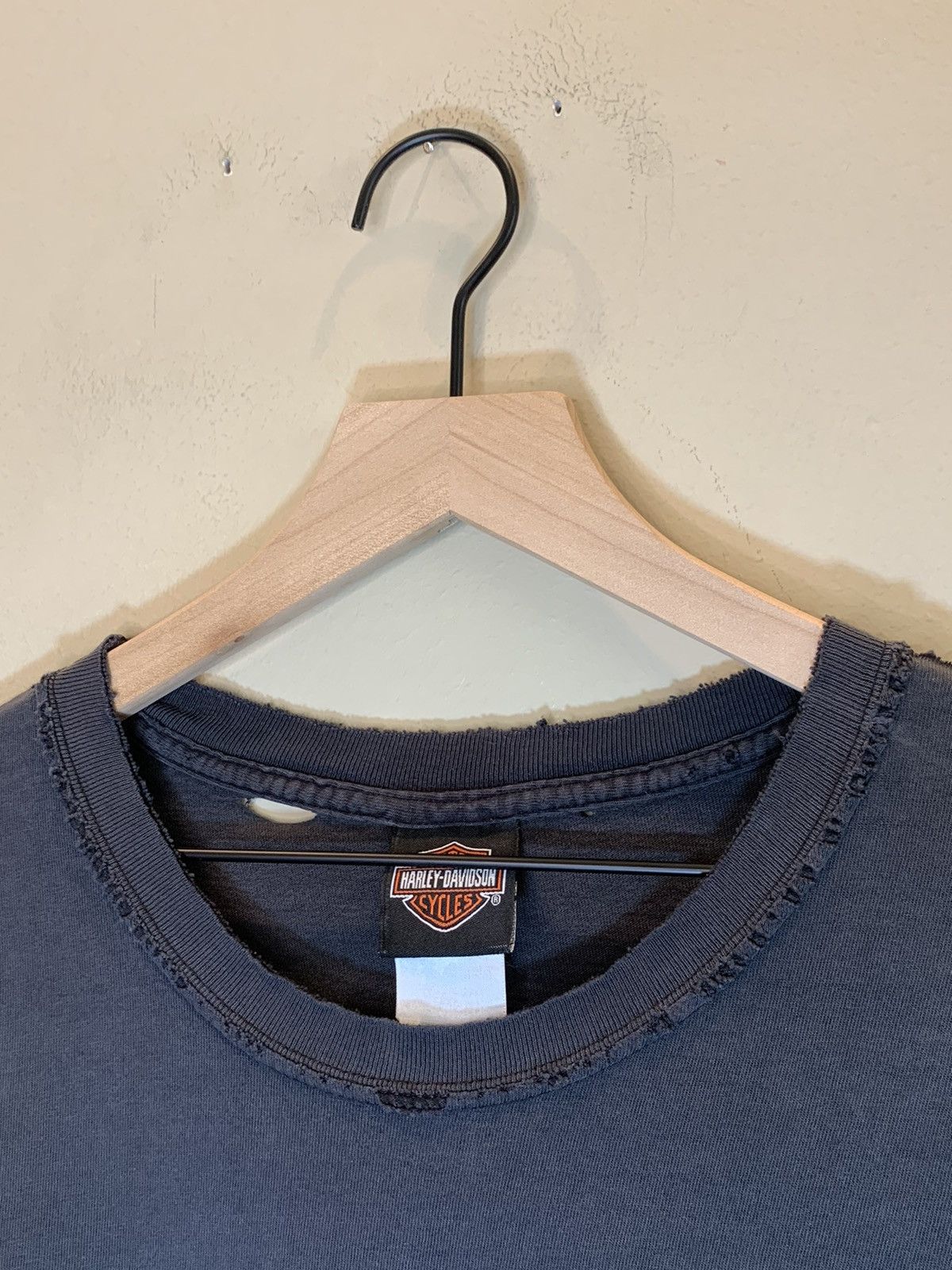 Harley Davidson *RARE* Vintage 90’s Harley Davidson Chicago Thrashed T-Shirt Size US XL / EU 56 / 4 - 6 Thumbnail