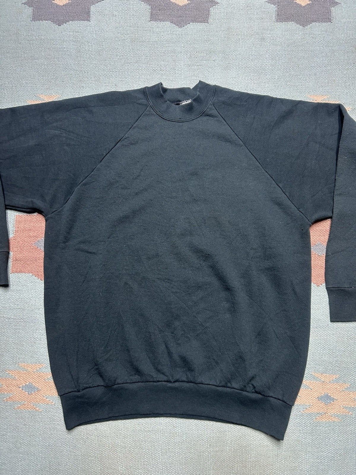 Vintage Vintage 90s crewneck sweatshirt blank fruit of the loom XL Size US XL / EU 56 / 4 - 2 Thumbnail