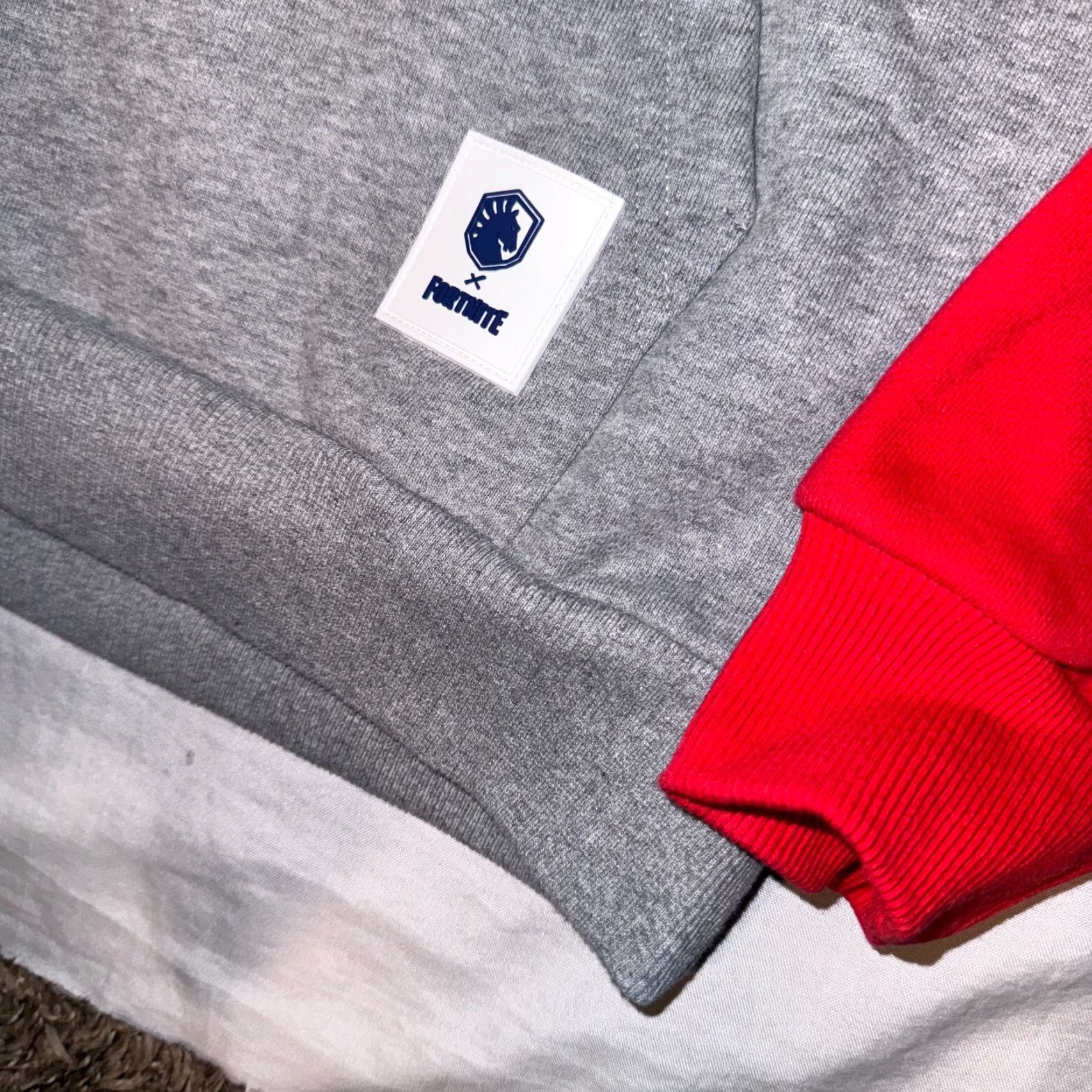 Vintage Fortnite Team Liquid x Fortnite Hoodie Sports Pullover Hooded Men S Gray Cotton Blend Embroidered Logo Size US S / EU 44-46 / 1 - 3 Thumbnail