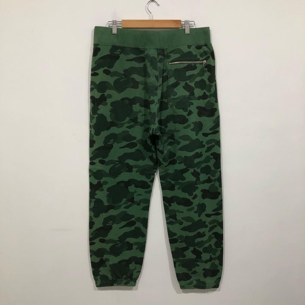 Bape 1st Camo Sweat Pants Size US 34 / EU 50 - 2 Thumbnail