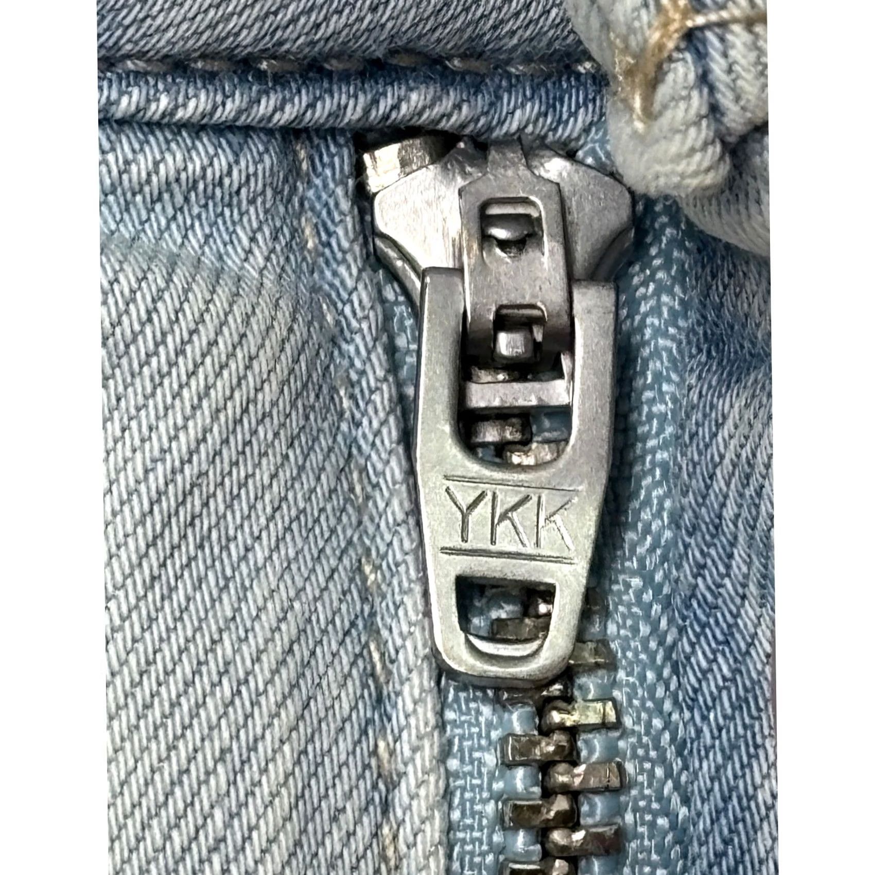 Free People VINTAGE? No. We The Free Free People Just Float On Flare Jeans Light Wash Raw Hem Women 27X27 Size 27" / US 4 / IT 40 - 2 Thumbnail