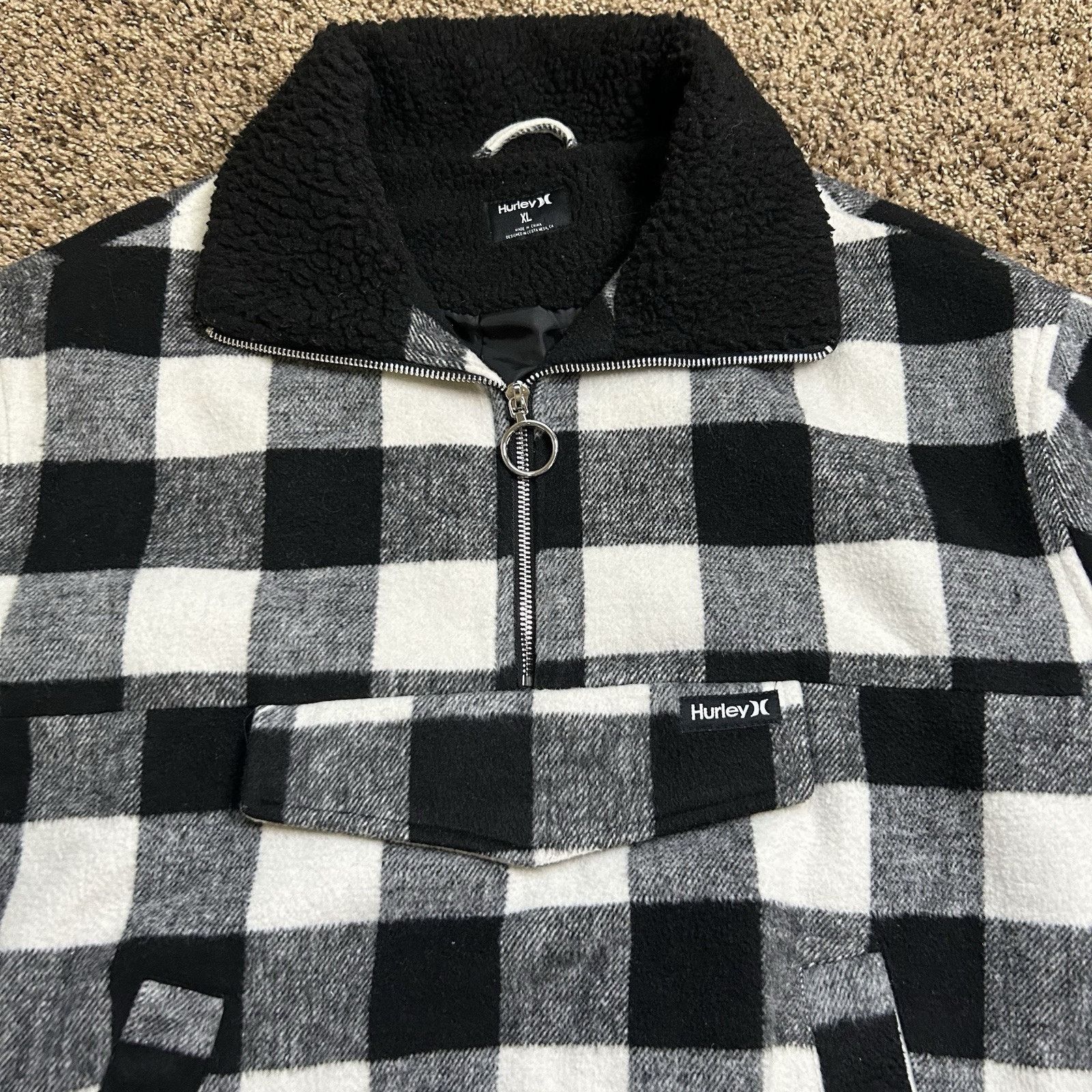 Hurley Hurley Plaid Black And White Pullover Women Coat Size XL Size L / US 10 / IT 46 - 2 Thumbnail