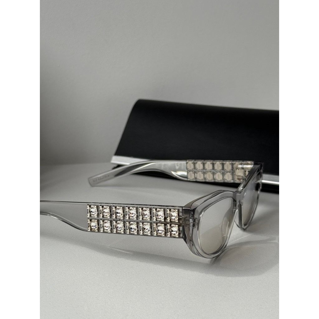 Givenchy NEW Givenchy GV40078U Cat Eye Mirror Crystal Sunglasses $700 Size ONE SIZE - 6 Thumbnail