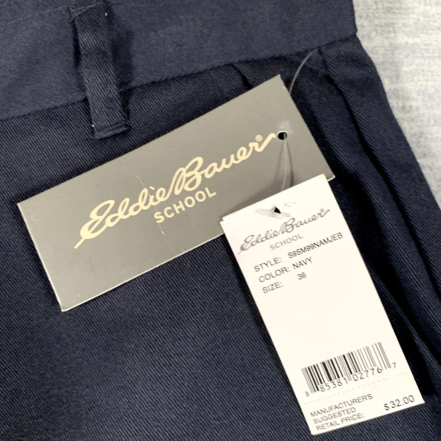 Eddie Bauer Eddie Bauer Shorts Mens 36 Blue Navy School Uniform Chino Flat Front Inseam Size US 36 / EU 52 - 6 Thumbnail