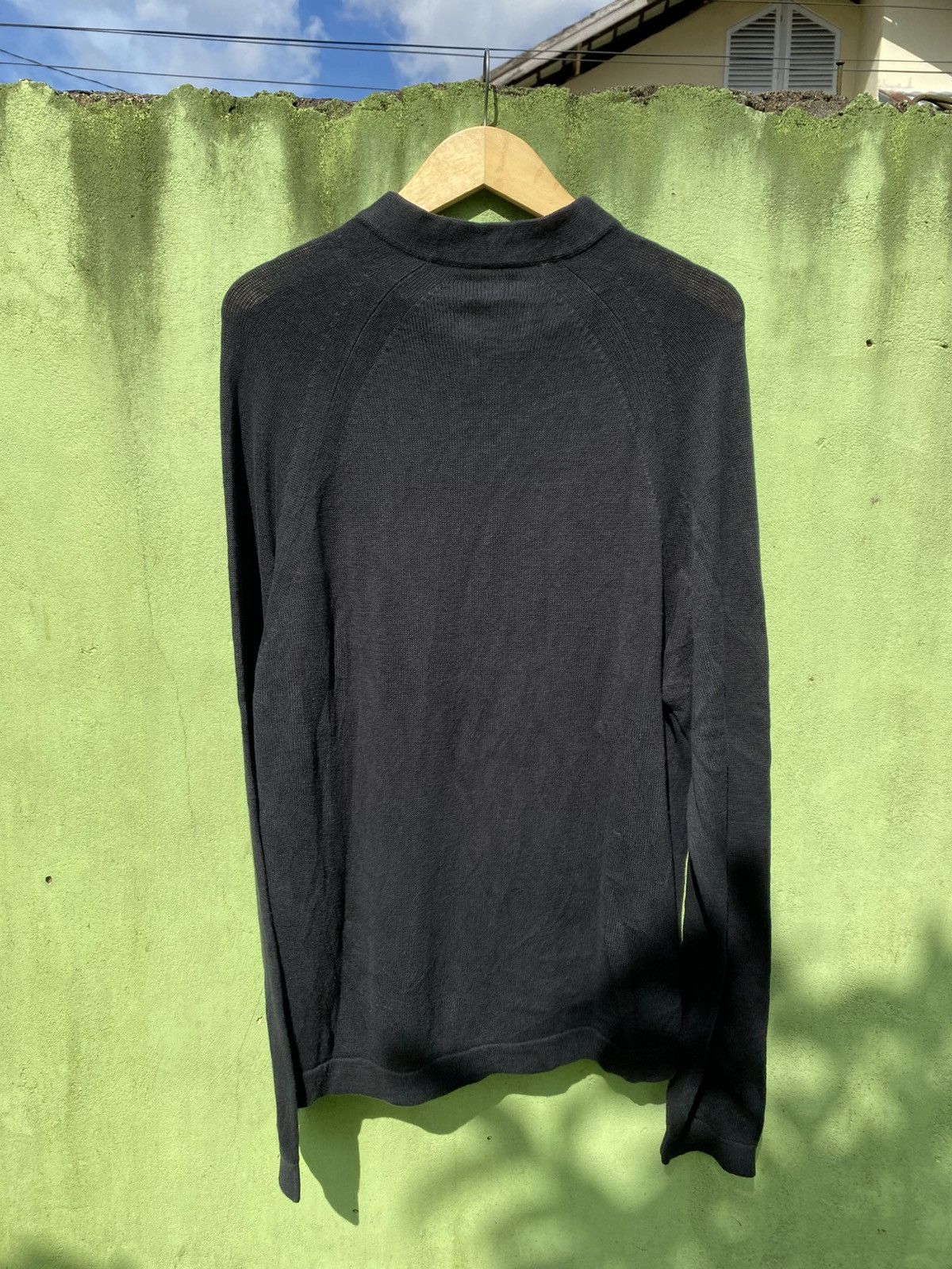 Calvin Klein Calvin Klein Long Sleeve V Neck Minimalist Knit Sweater Size US L / EU 52-54 / 3 - 8 Thumbnail