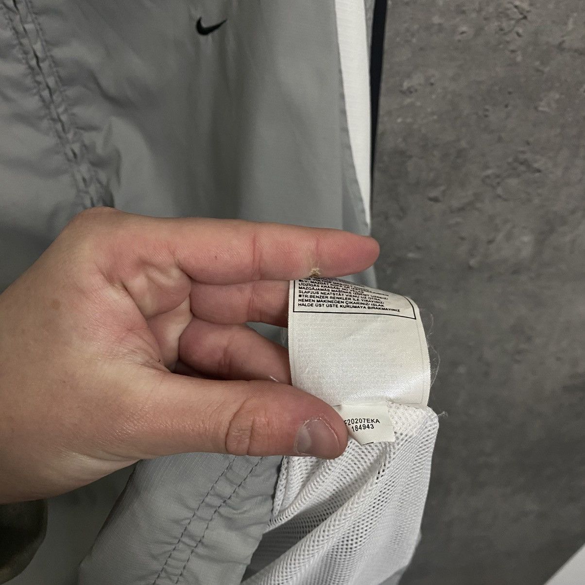 Nike Vintage Nike Track Jacket Striped Mini Swoosh 00s Y2K Size US L / EU 52-54 / 3 - 12 Thumbnail
