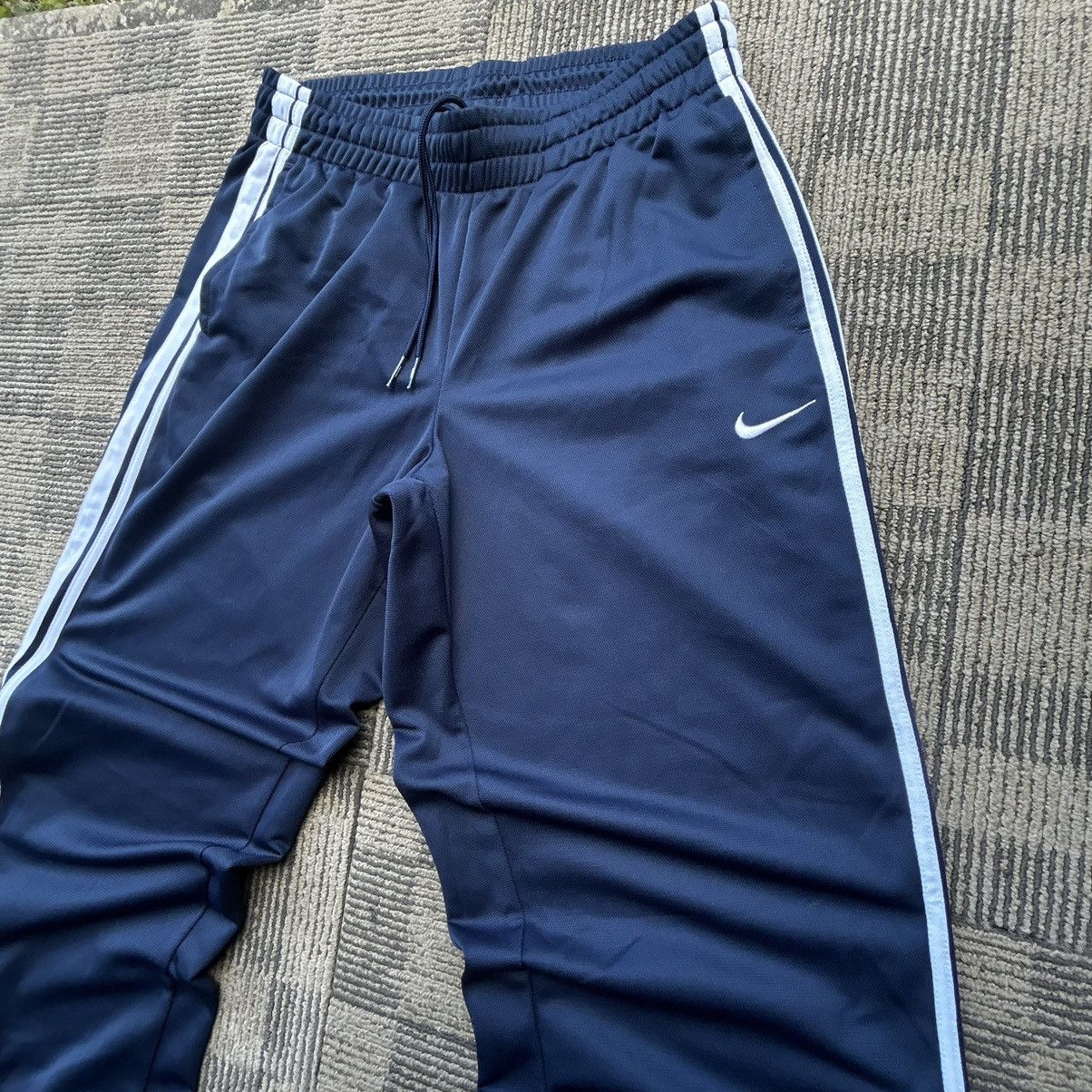 Nike Nike Y2K Navy Blue Swoosh Baggy Sweatpants Size US 32 / EU 48 - 2 Thumbnail