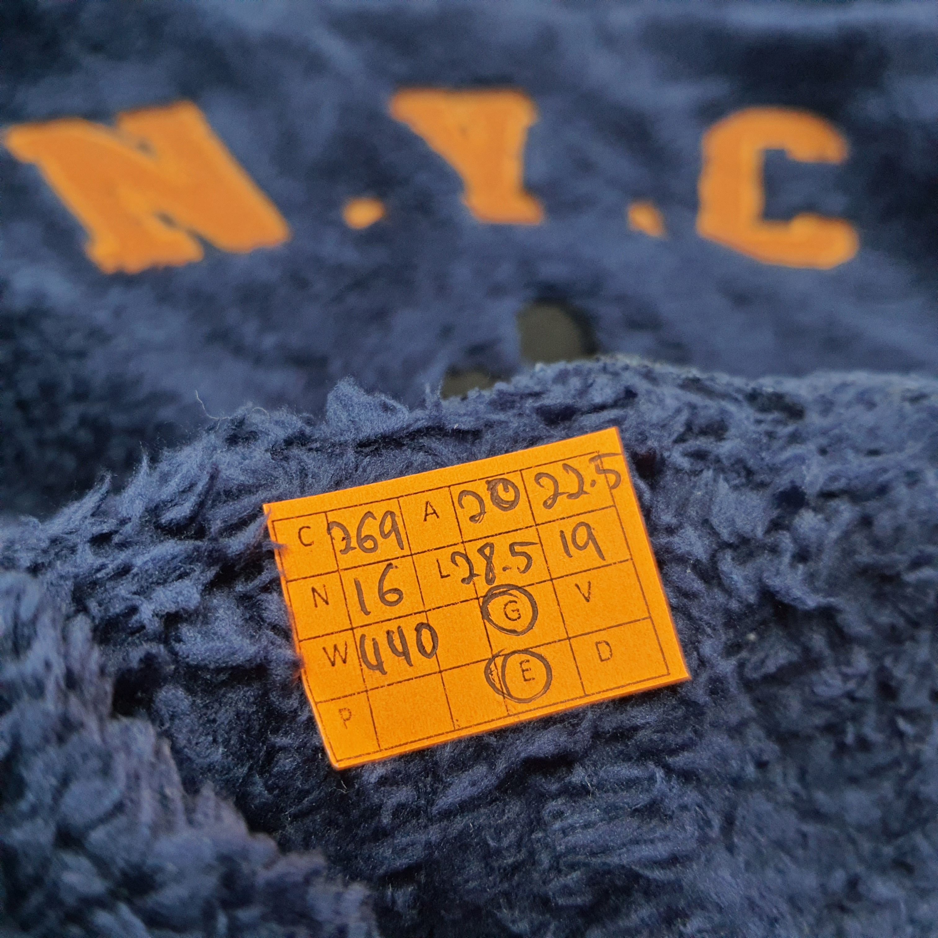 Disney Vintage Disney Mickey Mouse NYC Fleece Hoodie C269N16 Size US S / EU 44-46 / 1 - 8 Thumbnail