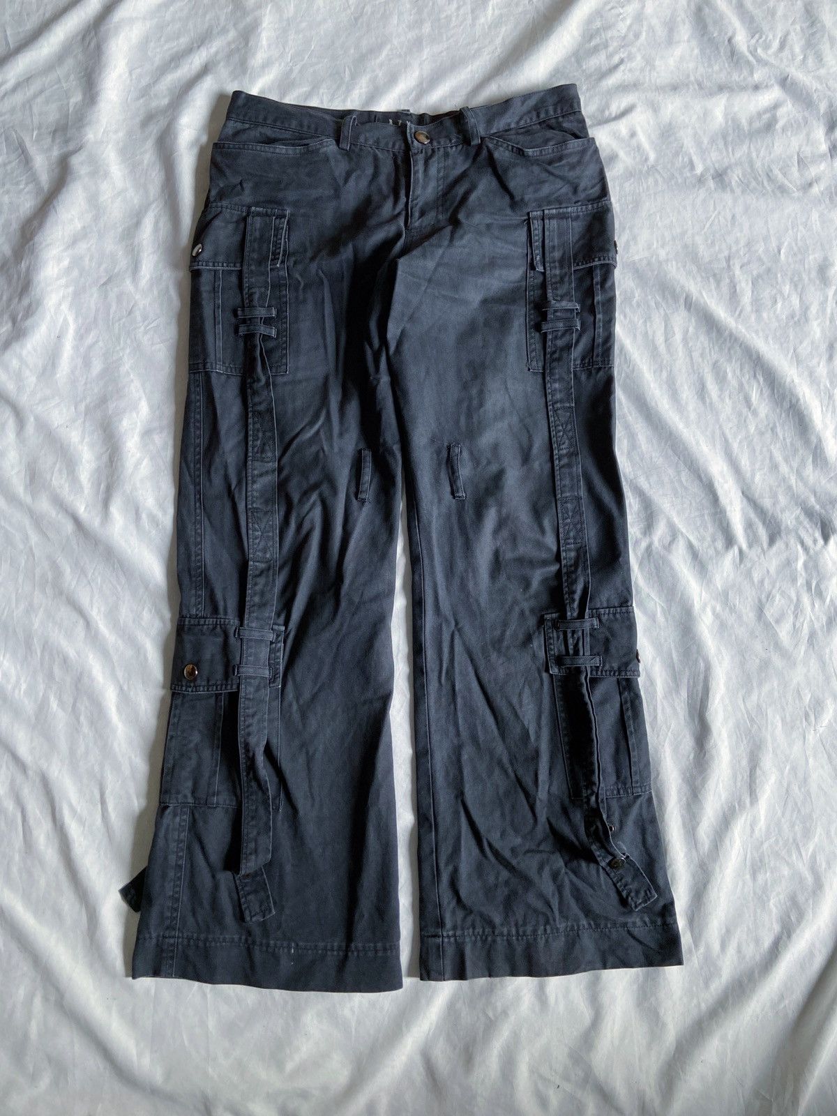 Japanese Brand B.P.N BONDAGE MULTI POCKET FLARED CARGO PANTS Size US 31 - 2 Thumbnail