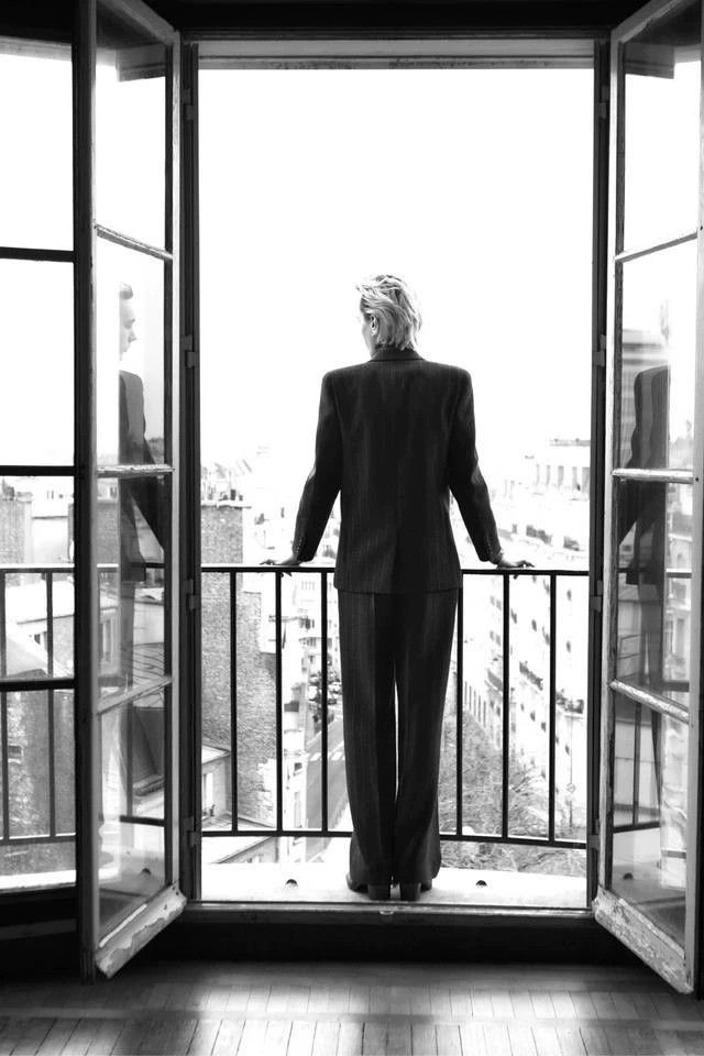 Saint Laurent Paris Saint Laurent Paris size US 46 22 Autumn/Winter Fashion Sh Size US 30 / EU 46 - 7 Thumbnail