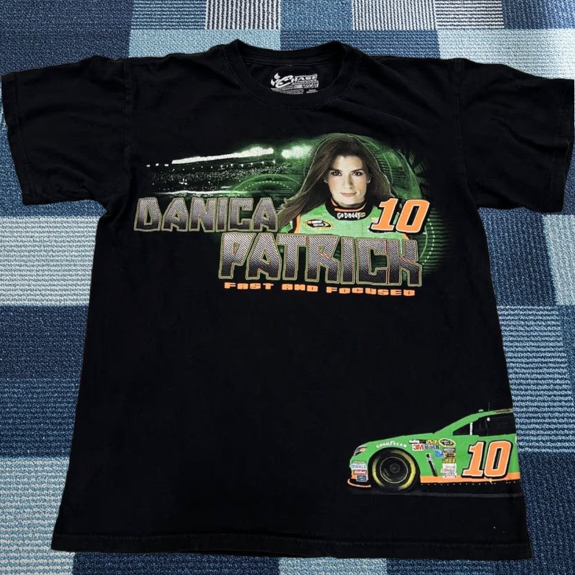 Chase Authentics Chase Authentics Chase Danica Patrick #10 Indy Car Series NASCAR T-Shirt Black Adult Medium Crew Neck Short Sleeve Cotton Logo Cars Size US M / EU 48-50 / 2 - 1 Thumbnail