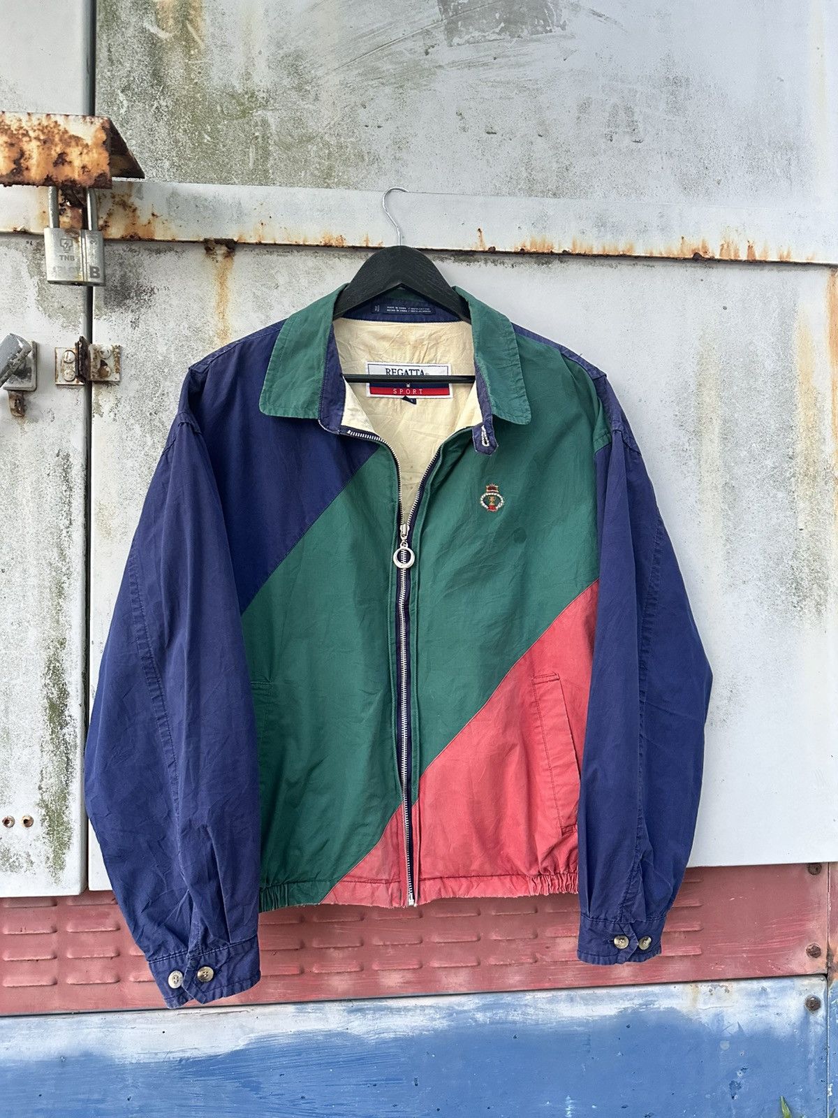 Vintage THRASHED Faded Regatta Sport Colour Block Bomber Jacket Size US M / EU 48-50 / 2 - 3 Thumbnail